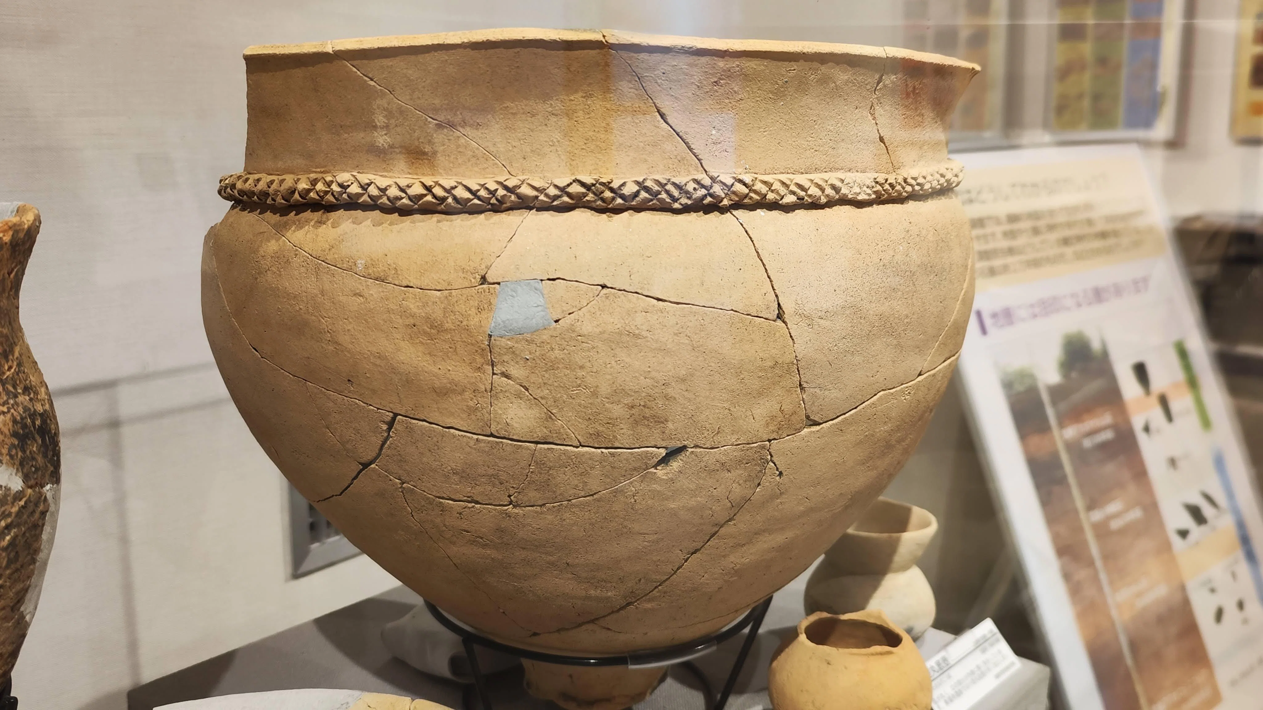古墳の副葬品は古代のタイムカプセル 土器から時代を紐解く（本庄古墳