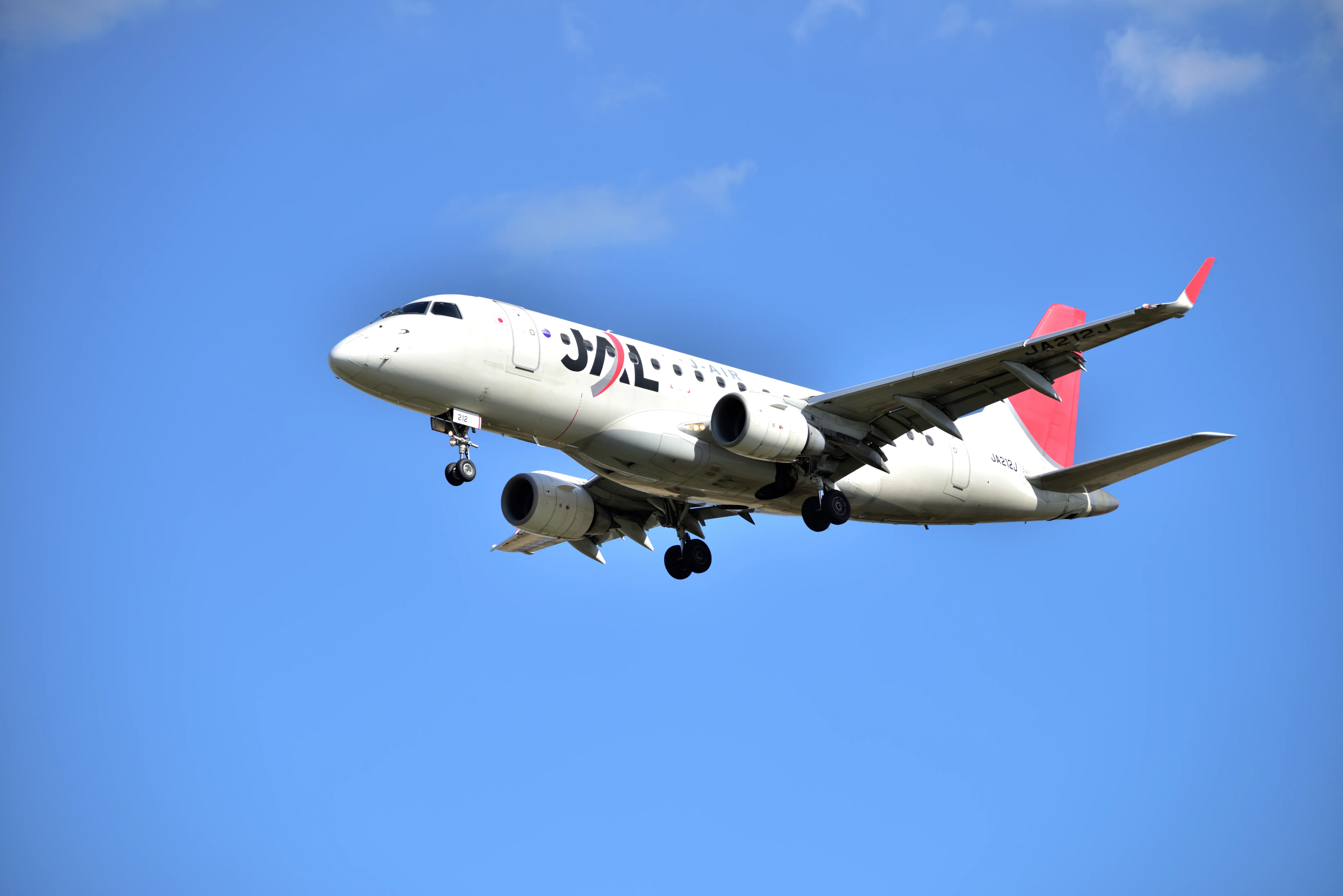 エンブラエル ERJ‑170‑100STD｜光と風のアルバム