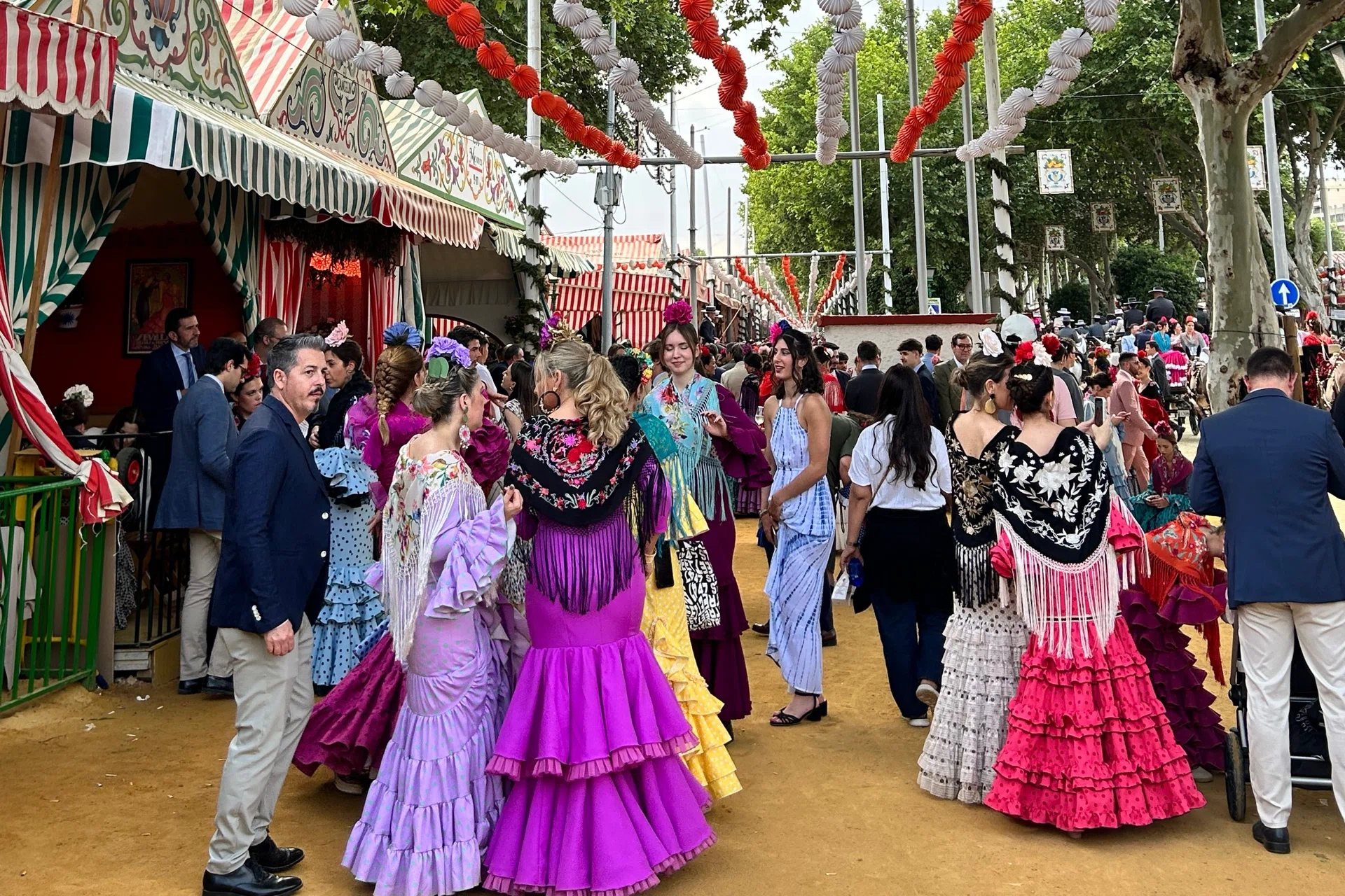 ◇大人のスペイン旅◇セビリアのフラメンコな春祭りへ｜LRM