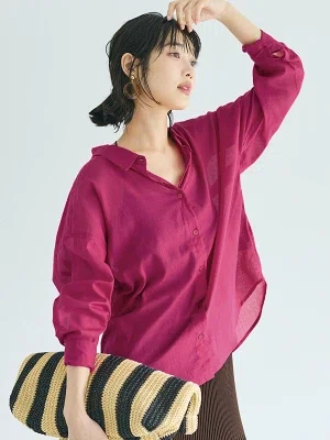 40代女性向けの薄手ガーゼシャツコーデ。夏の羽織り・冷房対策・日差しよけに使えるシアーシャツ