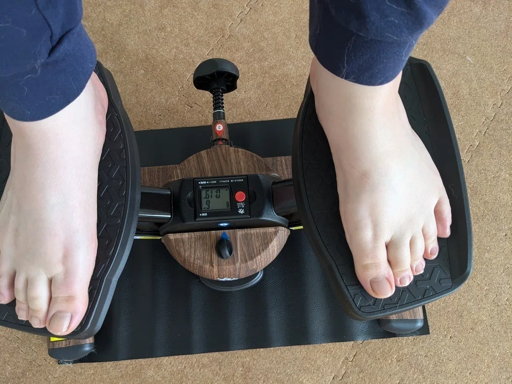 在宅ワークで運動不足すぎるので、ステッパーを買ってみた｜155cm