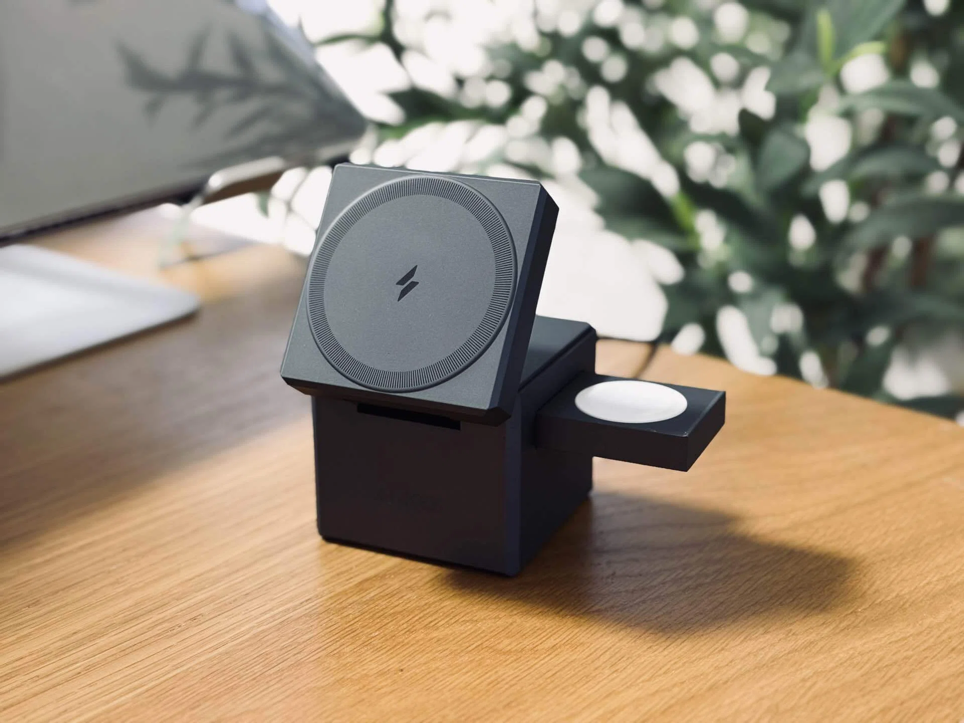 Anker 3-in-1 Cube with MagSafeが想像以上によかった｜充電スタンド