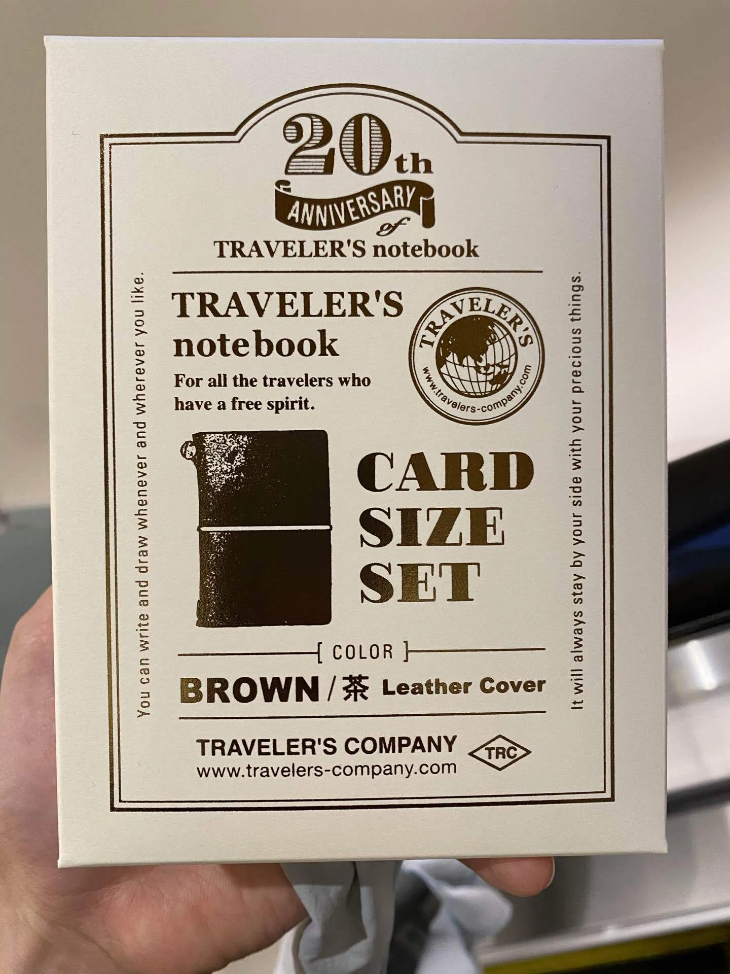トラベラーズノートのカードサイズを衝動買い【持ち歩き用】｜むぎ｜小説家
