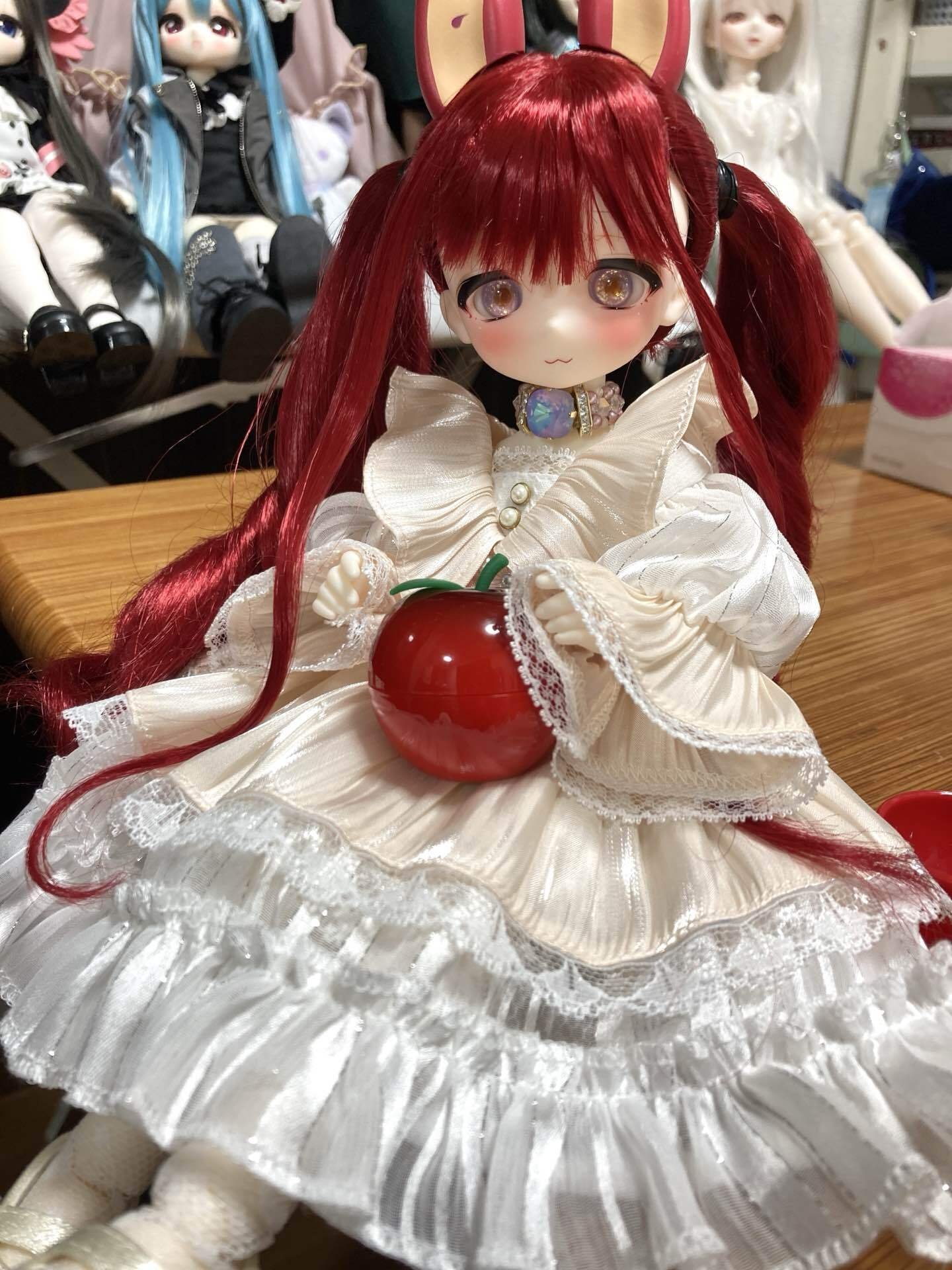 メイちゃん様オーダーページです　うさ耳&ドレス　TinyFox　赤　双子コーデ TinyFoxめっちゃアレンジ｜Shiiko