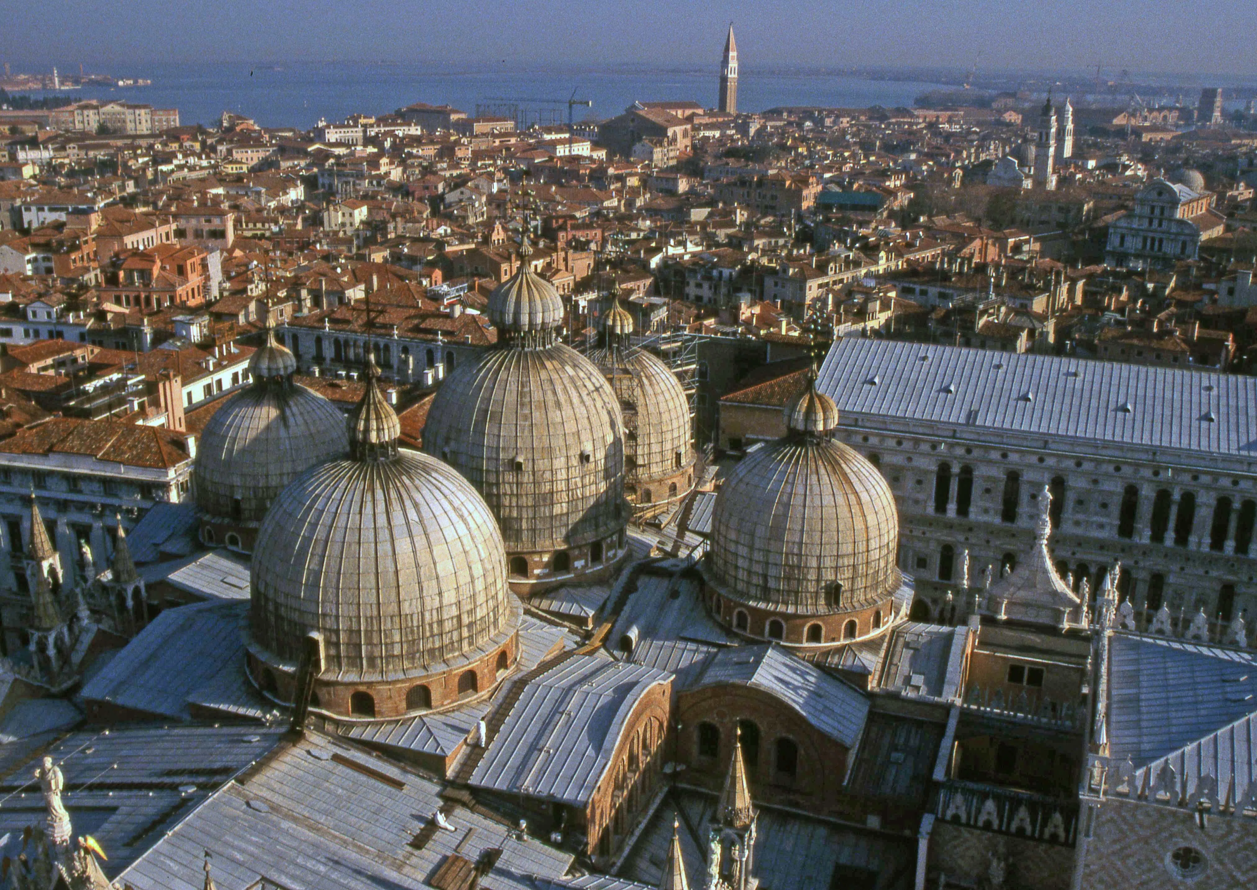 ジョン・シンガー・サージェント、ラビア宮とサン・ジェレミア教会の鐘塔 イタリアの建築⑮ヴェネツィアⅡ－地域のお宝さがし－159｜植松清志