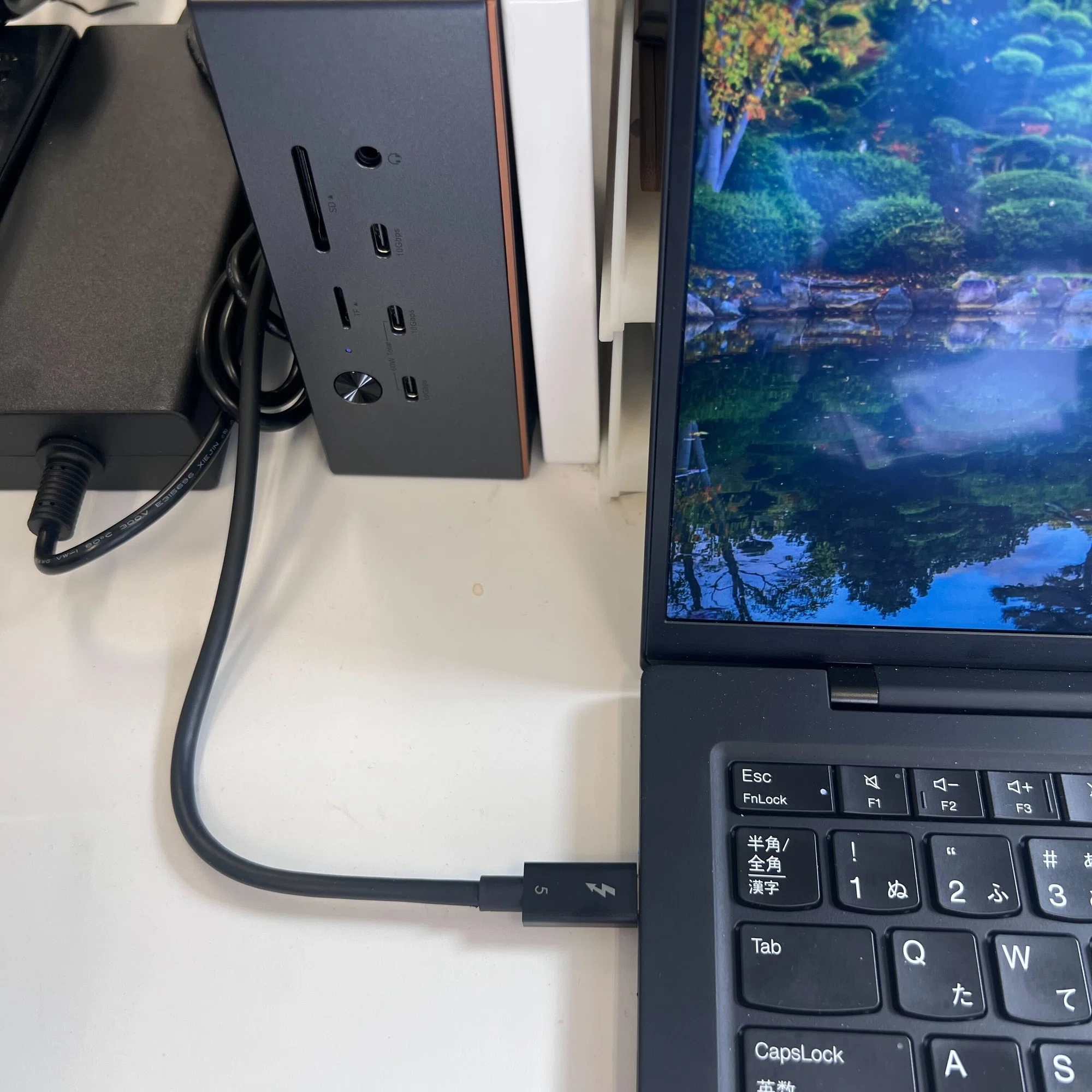 X1CarbonGen13 - 令和最強のドッキングステーション(UGREEN Maxidok 17