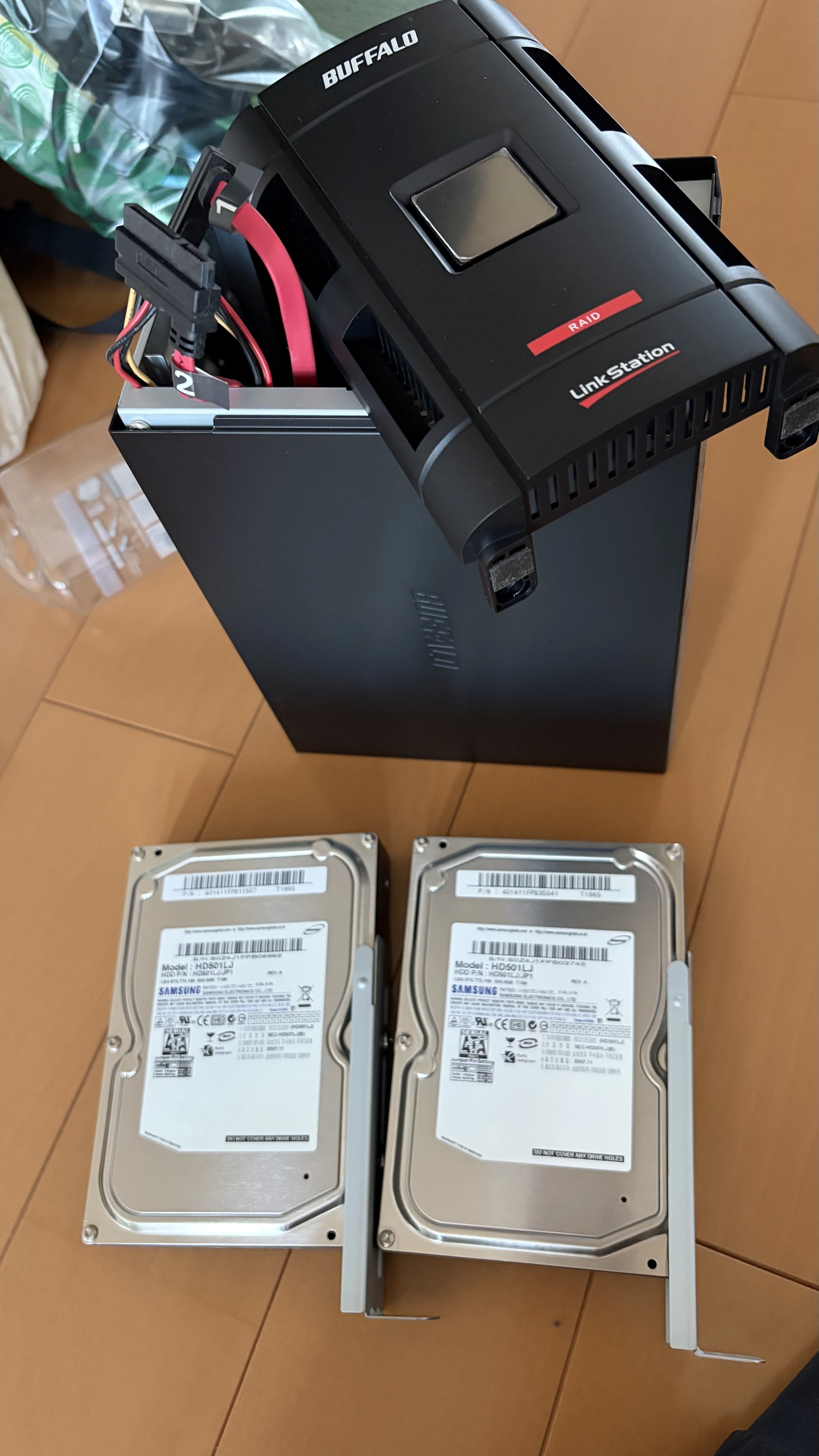 約15年前の自作PCとNASを解体して見えたもの。A6-3500の思い出と、あの