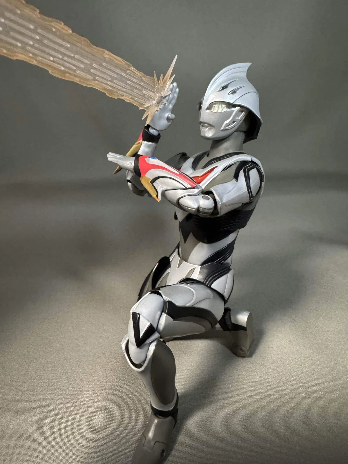 ウルトラマンネクサス アンファンス 背中 簡易レビュー S H Figuarts 
