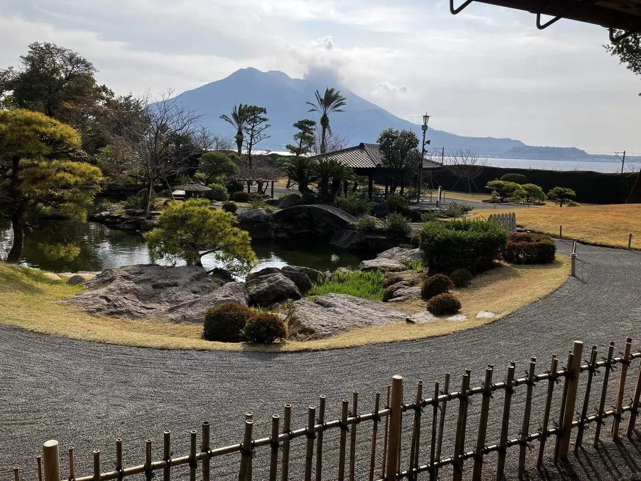 仙厳園で待っていたのは懺悔だった｜きみは桜島を見たか？じぃじたちの