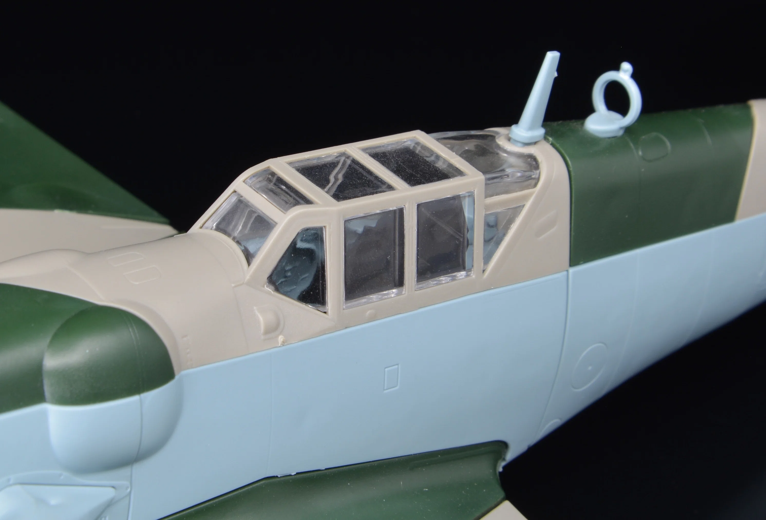 He100推しの息子も納得! 小6が2時間で組める、1/32飛行機のクオリティ He100推しの息子も納得! 小6が2時間で組める、1/32飛行機のクオリティ