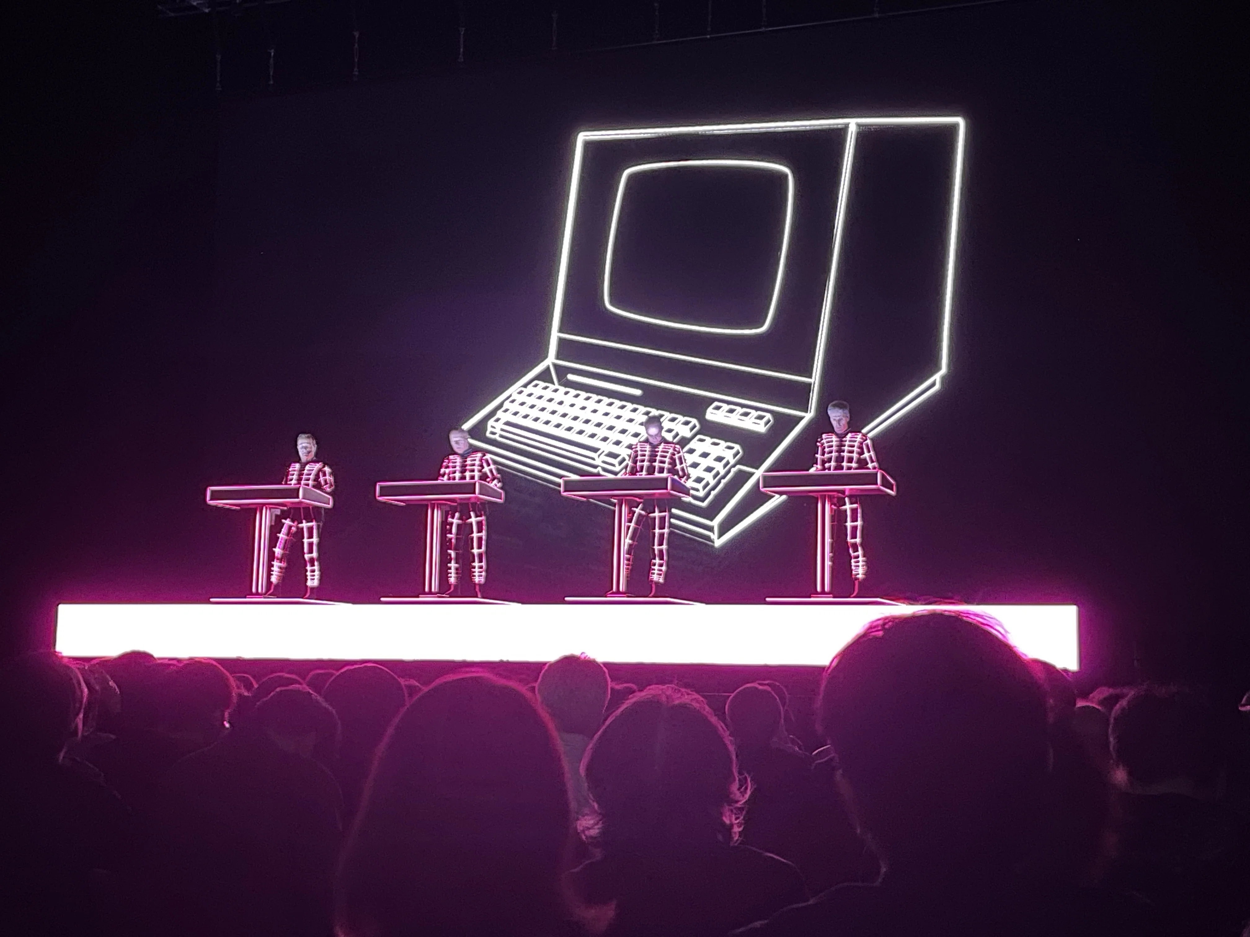 KRAFTWERK MULTIMEDIA TOUR 2026 05/01 SGC HALL ARIAKE に行ってきた