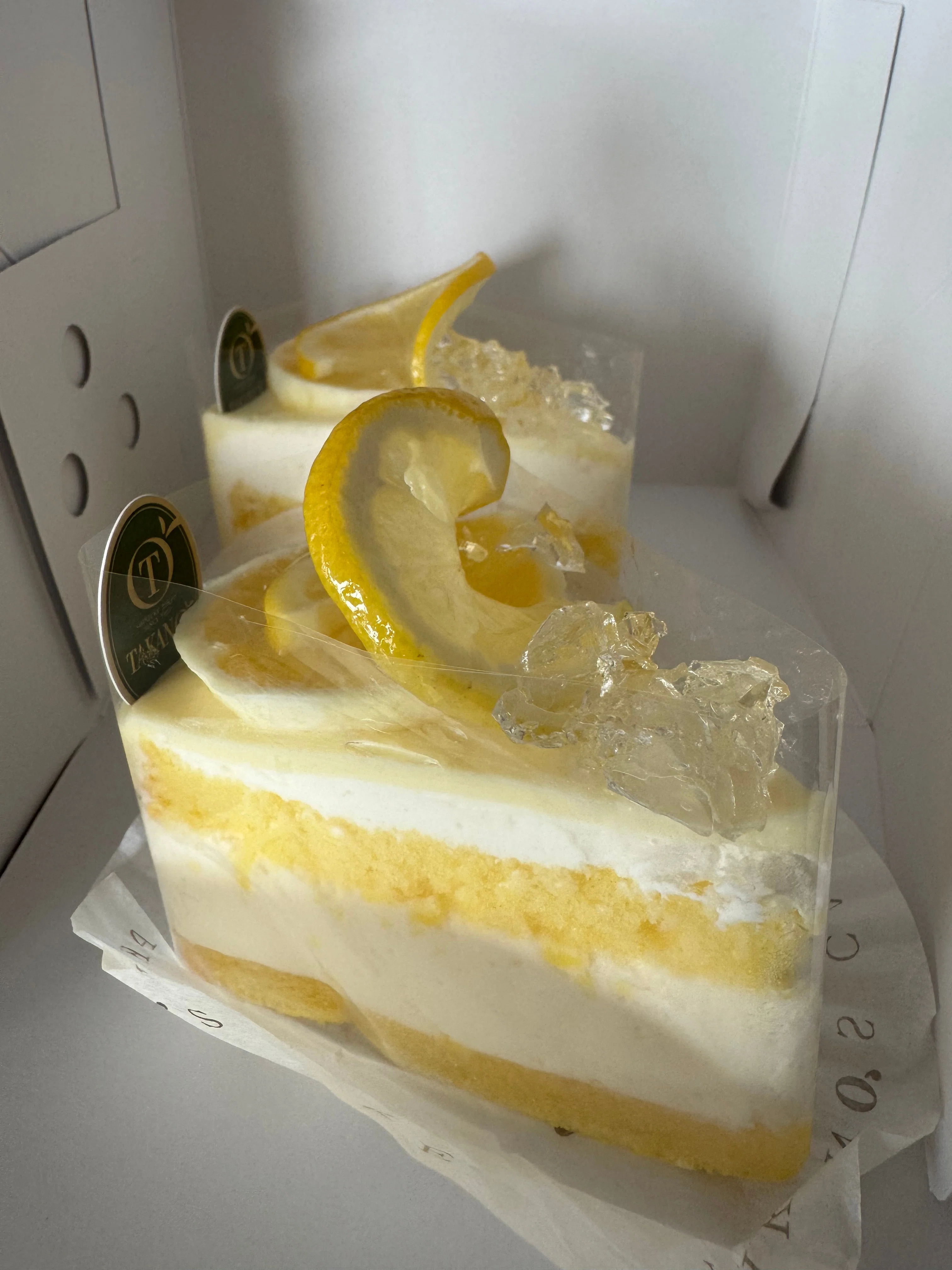 レモンのショートケーキ🍋✨｜おーじろー