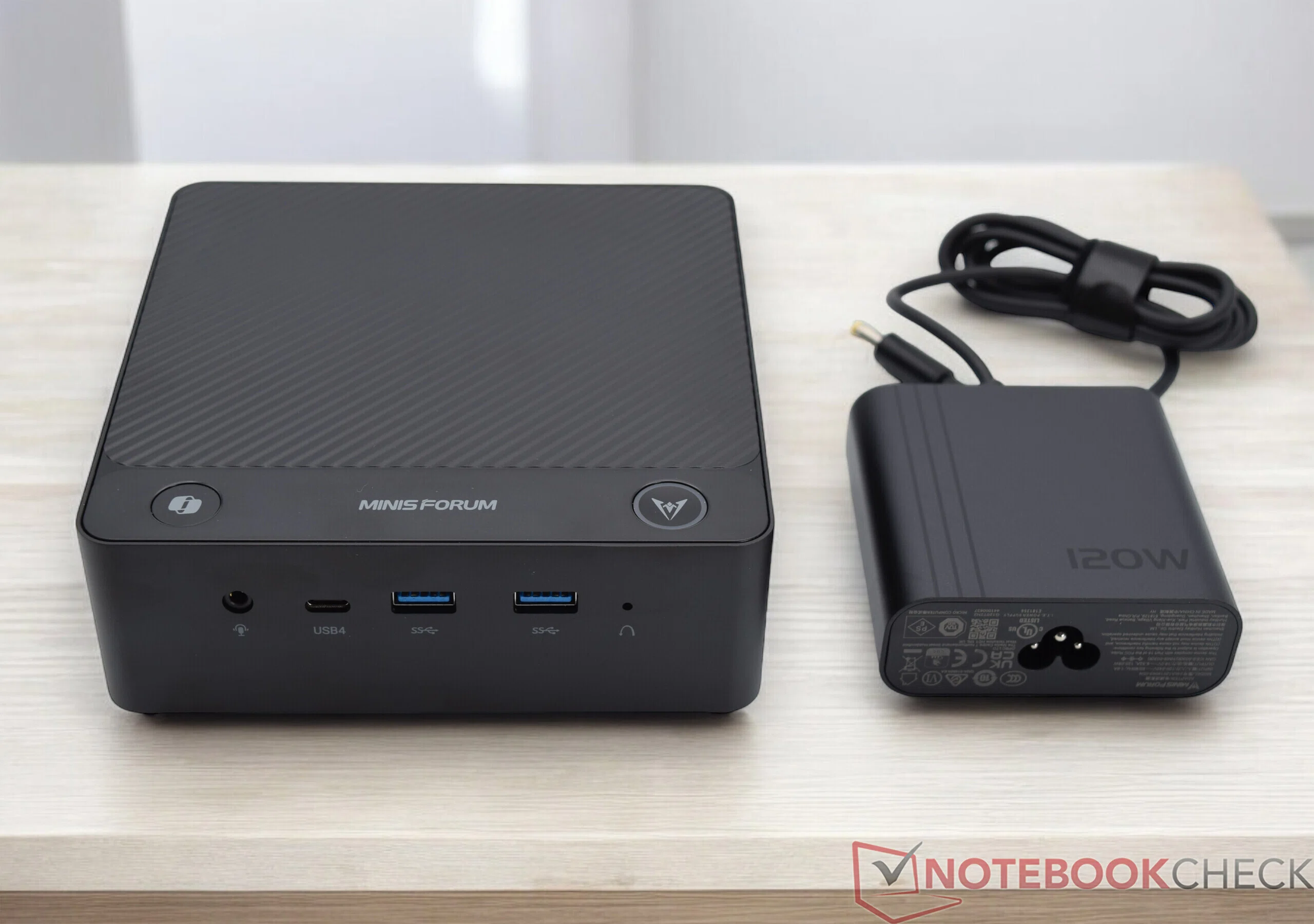 MINISFORUM M1 Pro-125H レビュー・口コミ評判まとめ】Core Ultra 5