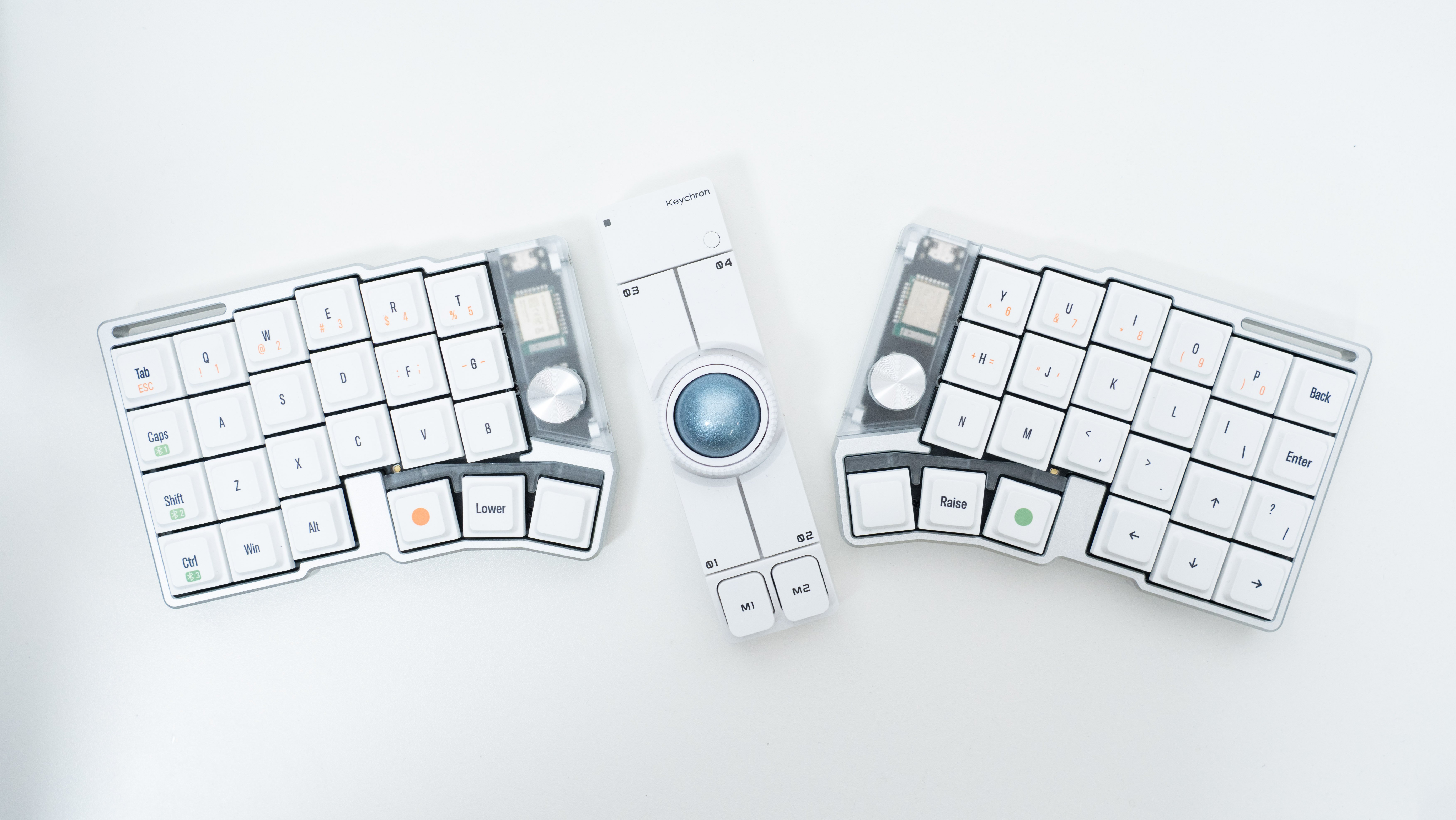 Cornix LP 無線分割キーボード シルバー Cornix LP 無線 分割キーボード アルミ筐体 Bluetooth対応 ロー