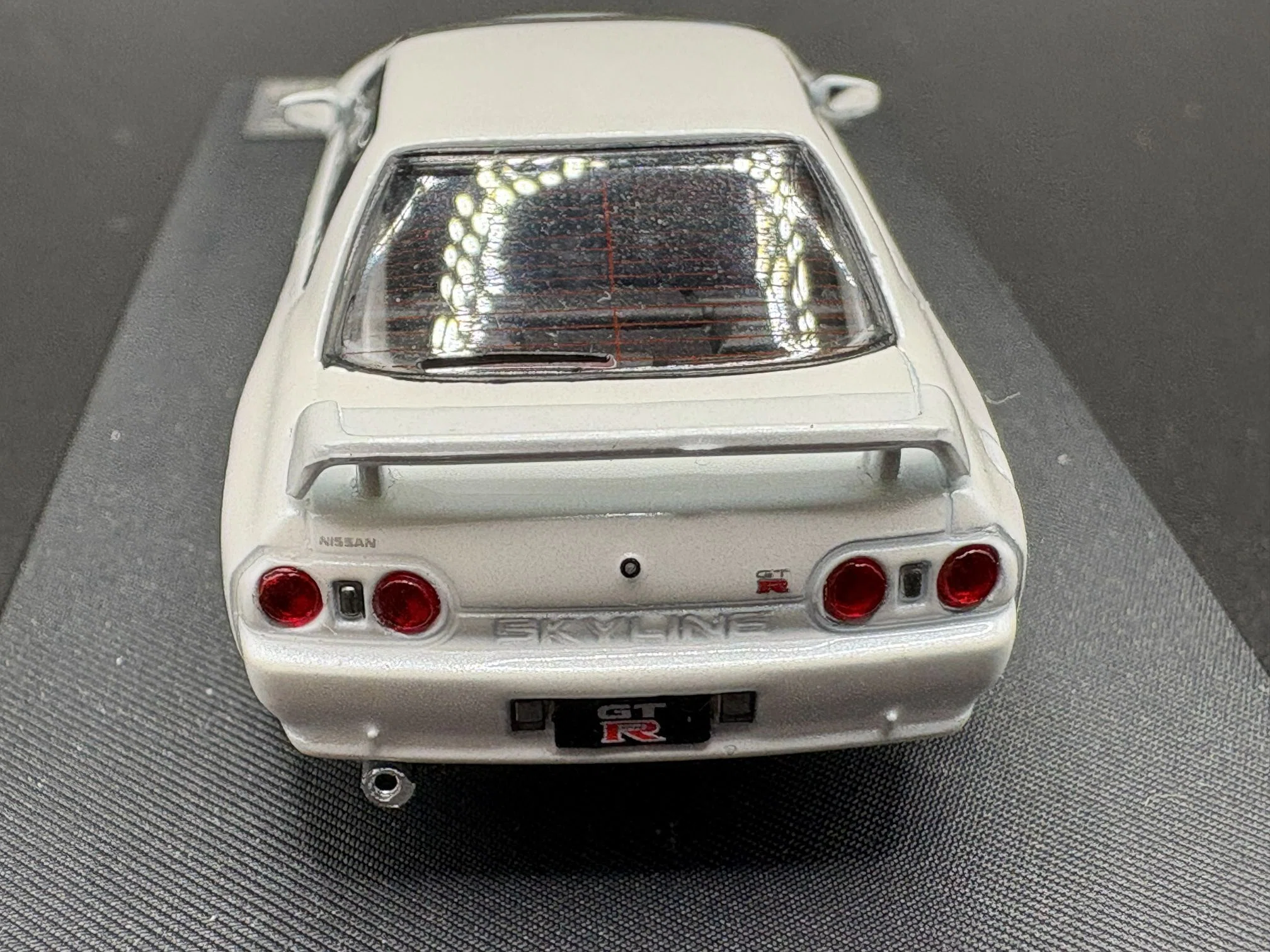 1/64 SUPER MODEL 日産 スカイラインGTR R32 ホワイト ｜ミニカー Archive
