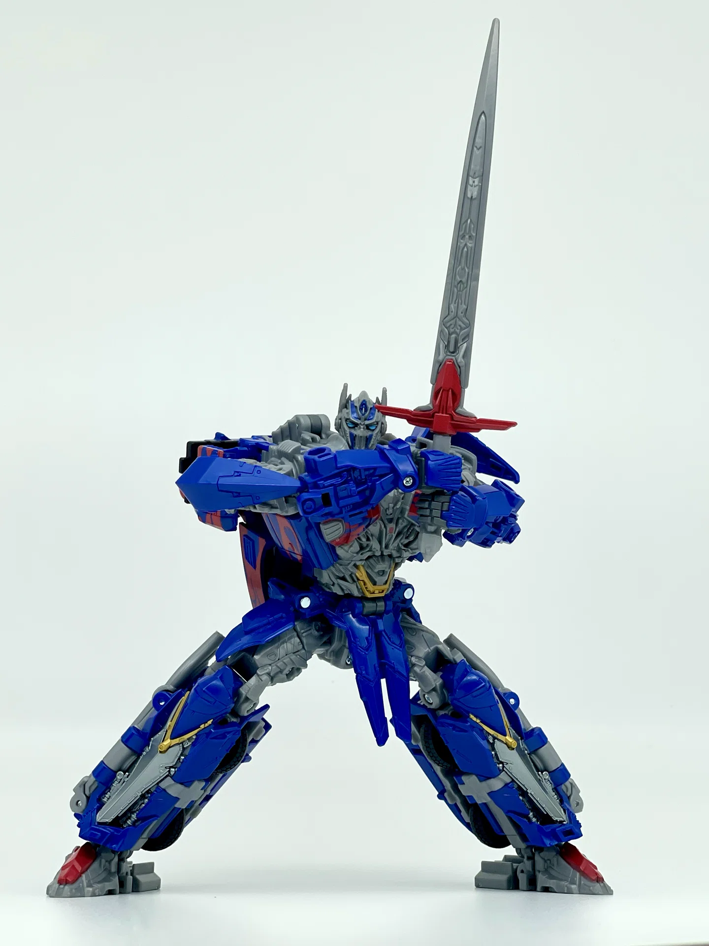 気高いを地で行く TS-03オプティマスプライム(SS騎士オプ)-玩具スタ's