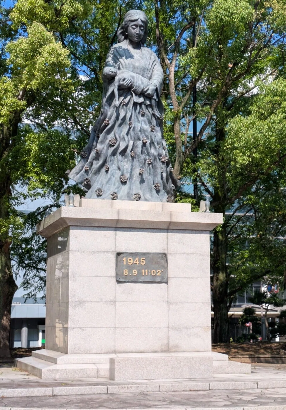 祈りが息づく場所──長崎・平和公園を歩く｜焰耕蓮士