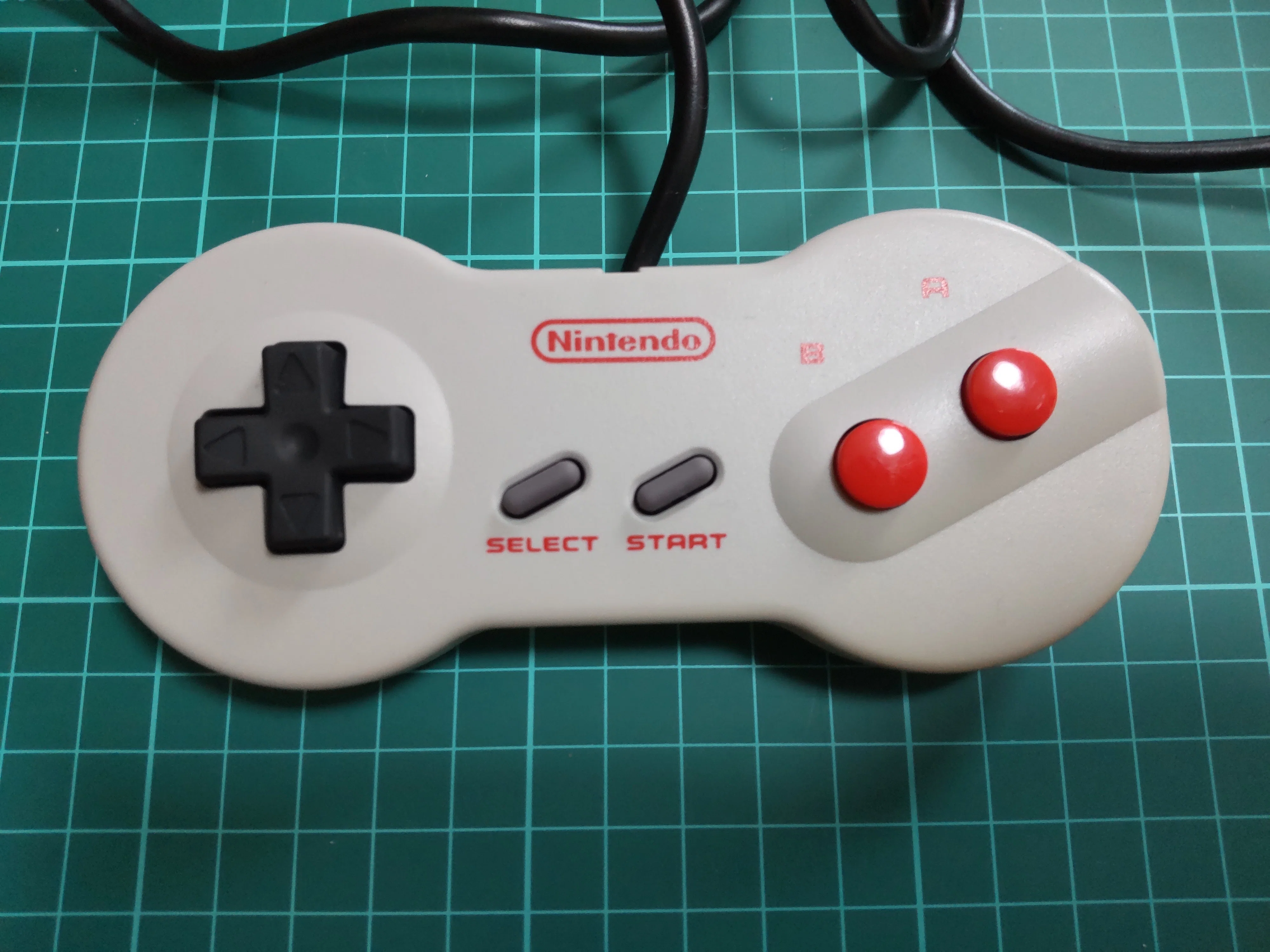 ニューファミコンを買いました｜ゆきだま