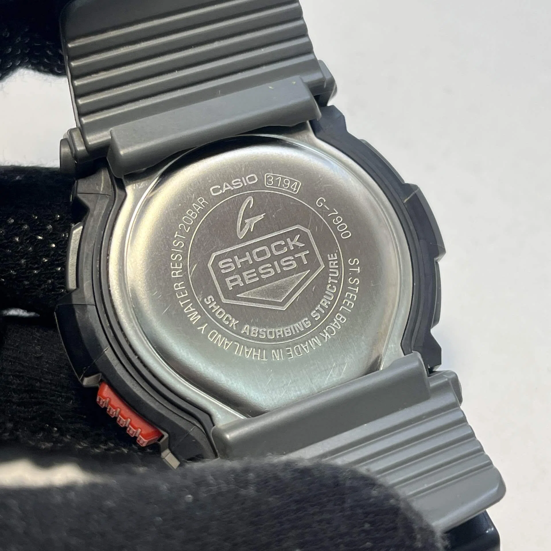 レビュー】G-SHOCK G-7900-1JF ― 飾らない、壊れない。現場が認めた