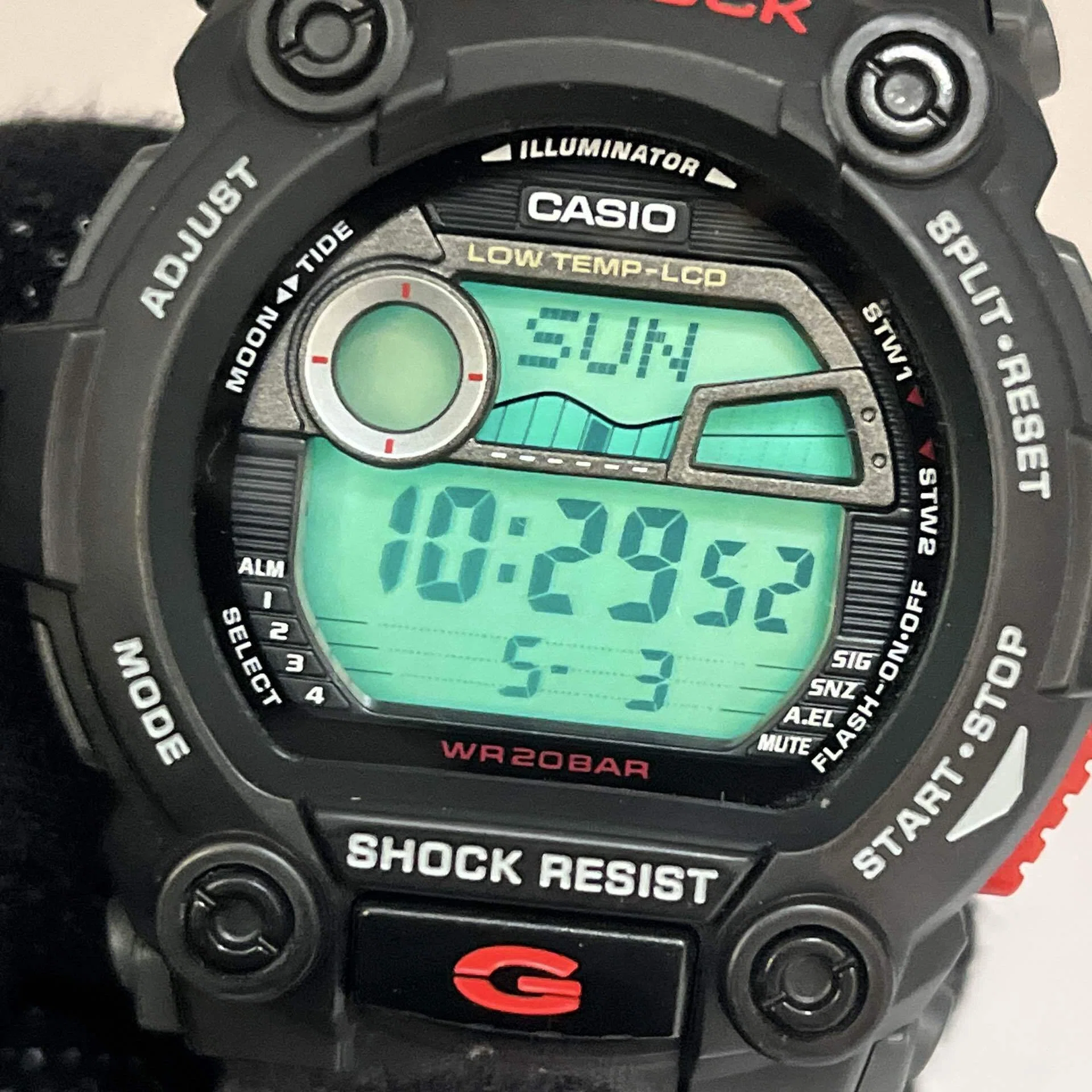 レビュー】G-SHOCK G-7900-1JF ― 飾らない、壊れない。現場が認めた