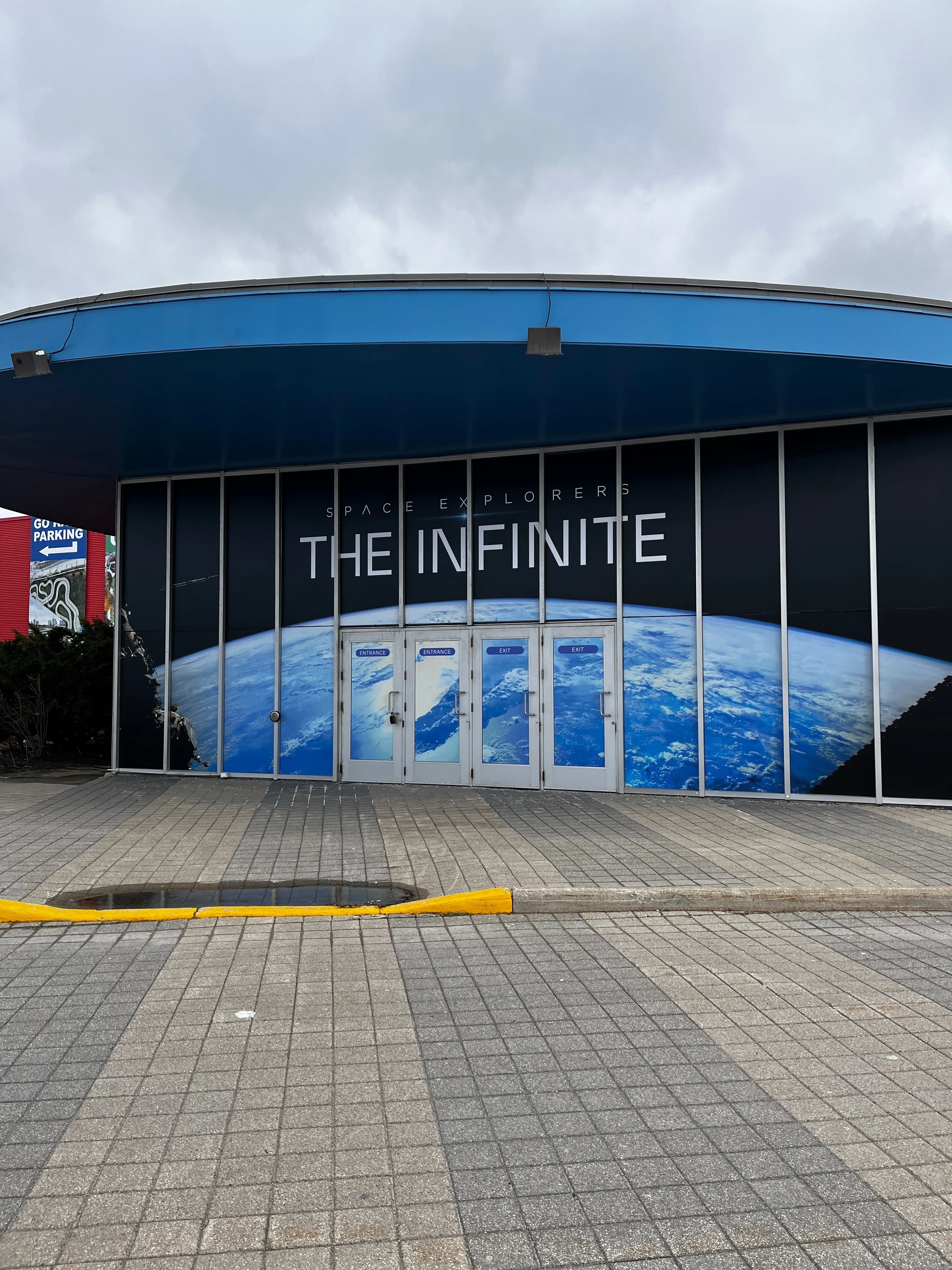 宇宙を歩いて探索する――人生観が変わる圧倒的没入体験『THE INFINITE