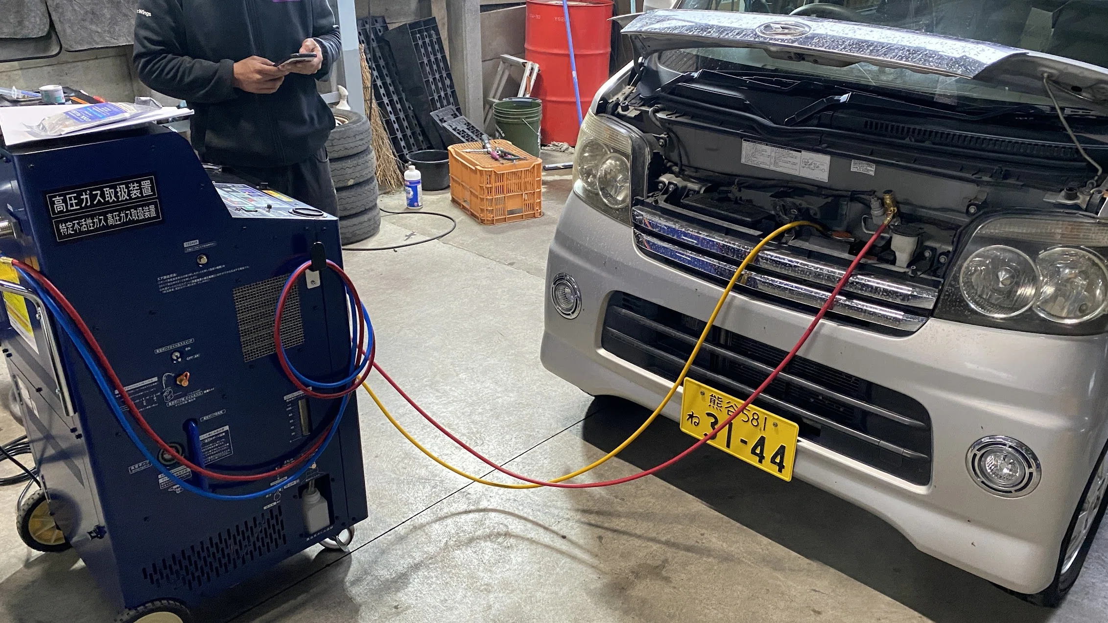 エアコンが効かない季節が来る前に｜Weekend Garage & Cars Life