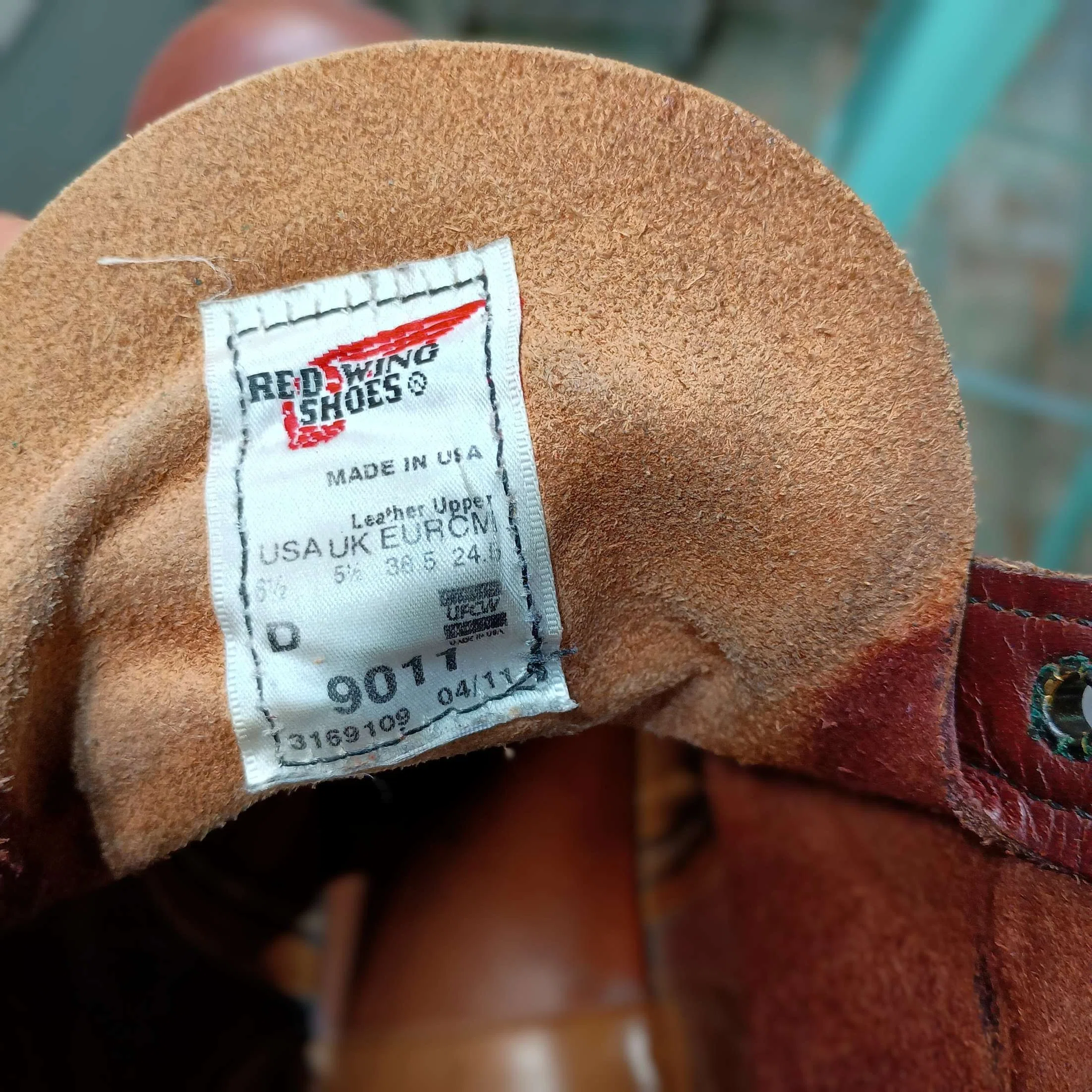 Resole/ハーフソール交換】Red Wing#9011 Beckman+vibram#2333｜CREA