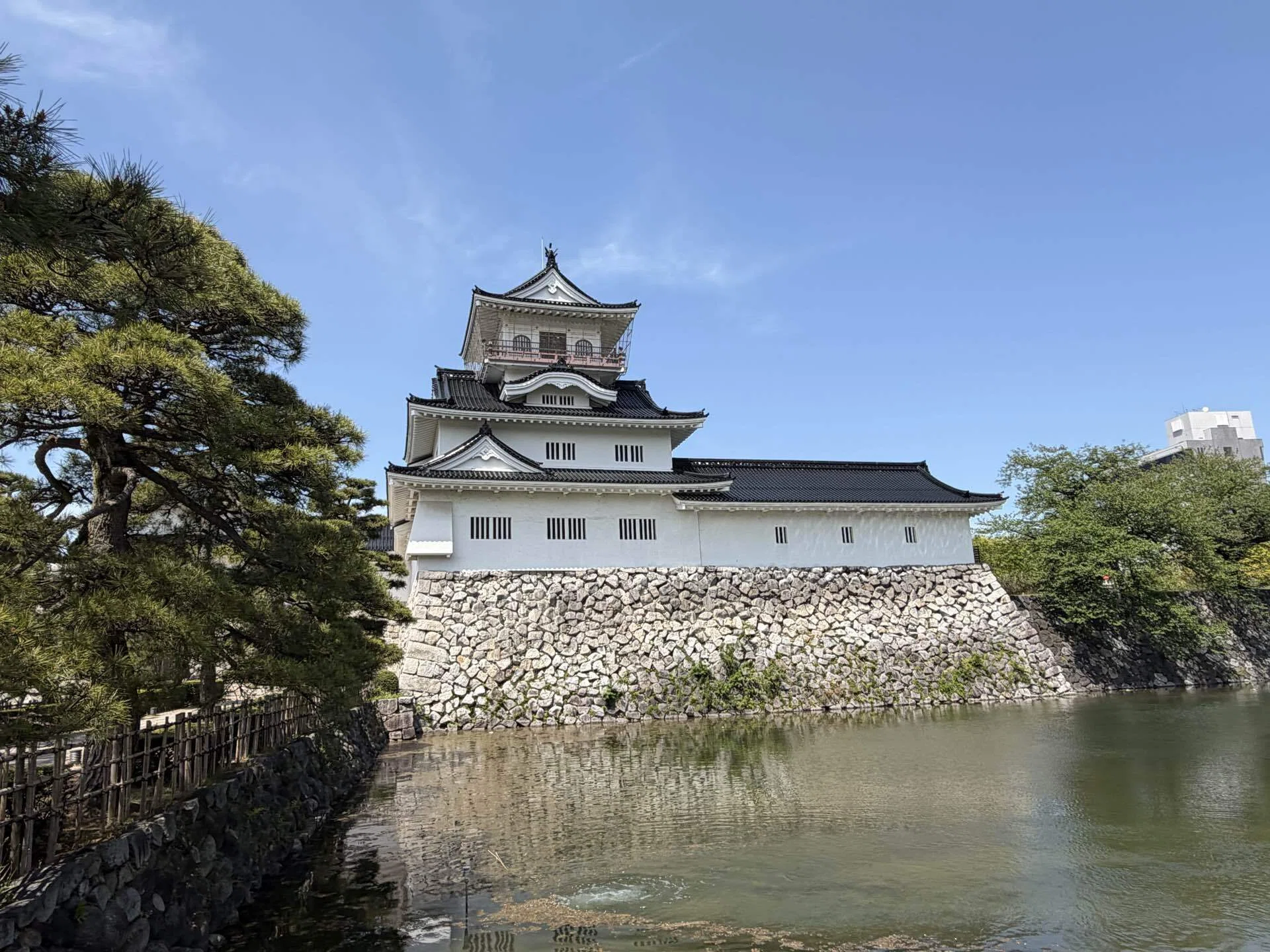 GWは上越その他 まずは富山城｜荒神聖院