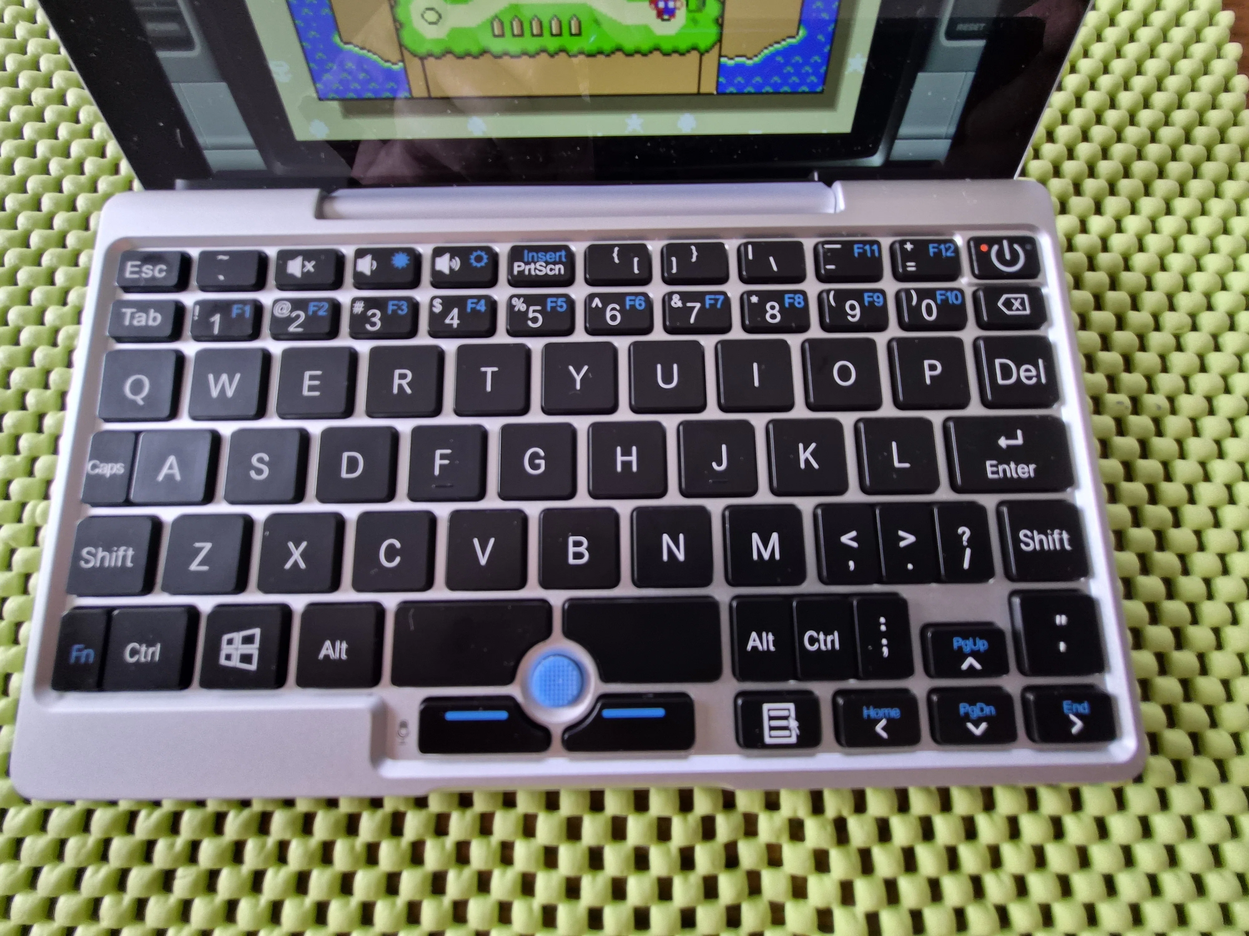 変態パソコンシリーズ第4弾～ポケットPCをゲーム機にした結果