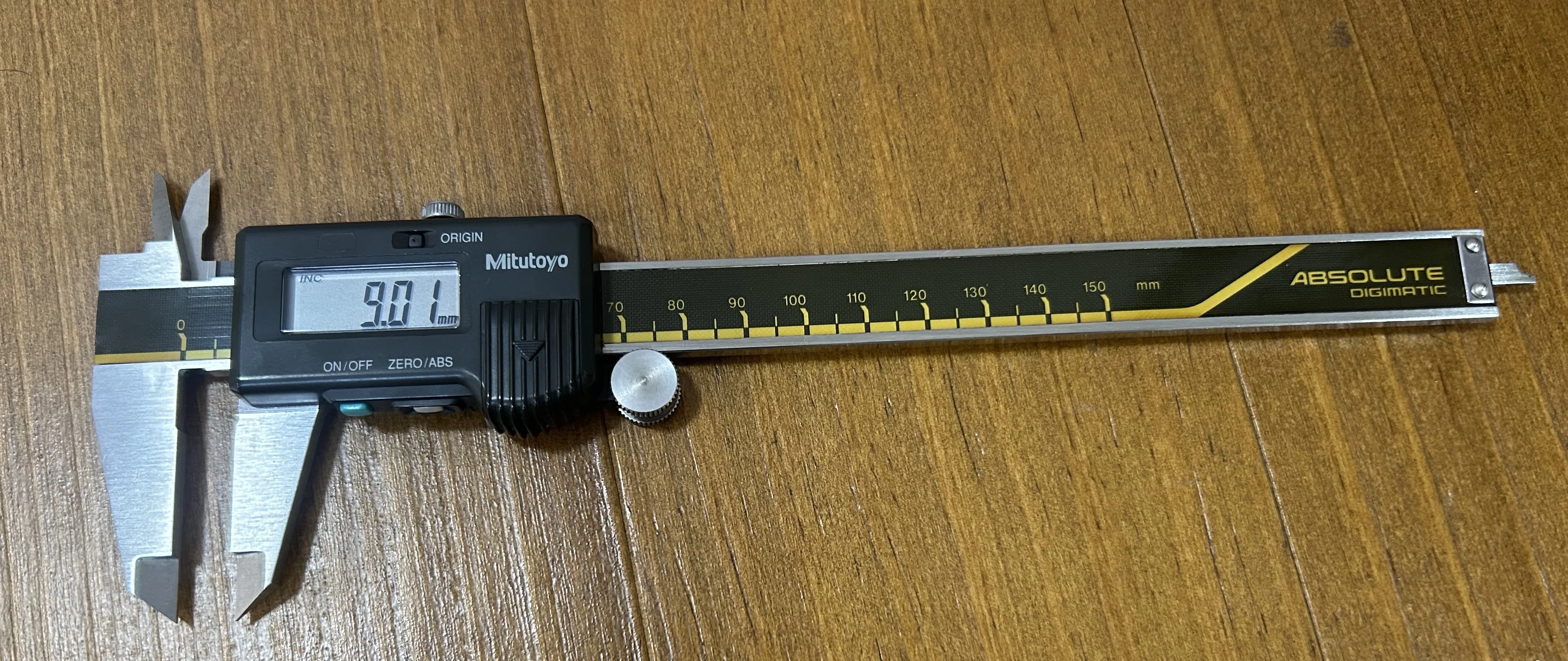 彫金道具｜ノギスどれがいい？初心者が新品SK11と中古ミツトヨで悩んだ