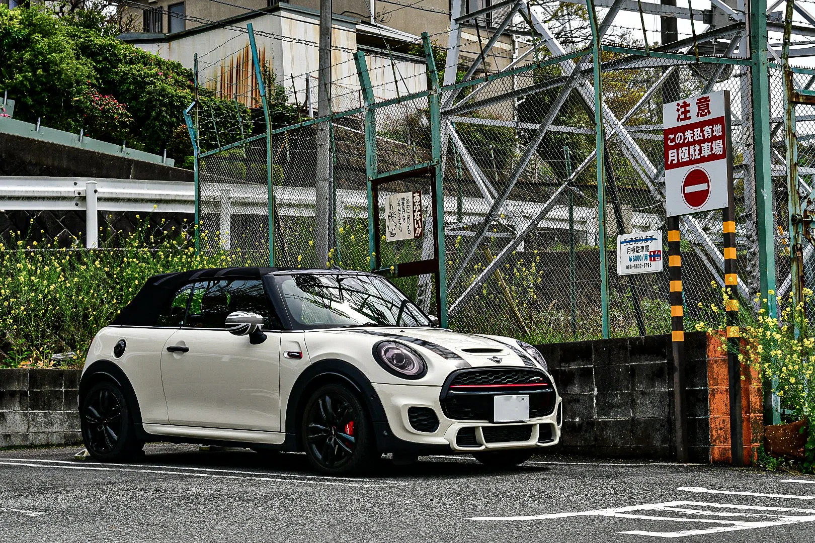 MINI F57 コンバーチブル ジョンクーパーワークスとの200日──UKL世代