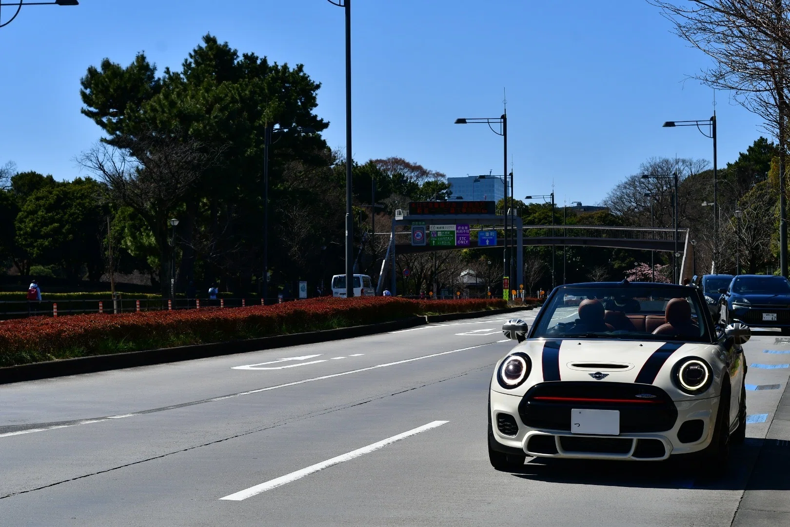 MINI F57 コンバーチブル ジョンクーパーワークスとの200日──UKL世代