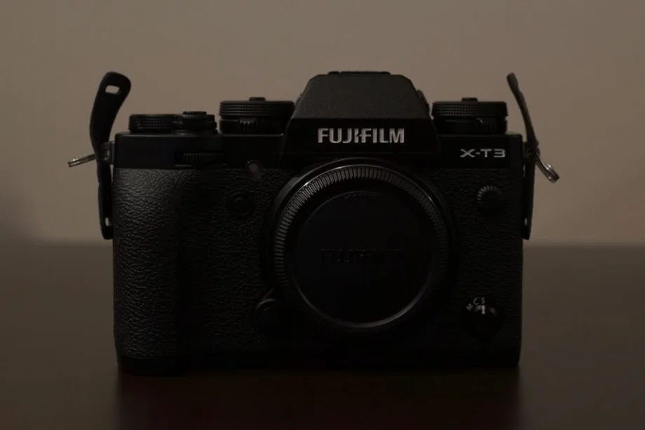 富士フイルム X-T3 レビュー！正当進化に感動できるミラーレスカメラ