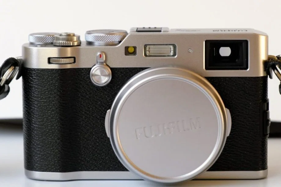 Fujifilm X100F コンデジ複数おまけ付き 作例つき】富士フイルム「X100F」の感想！旅行にも相性抜群で最強の