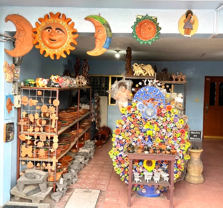9 魔法の村 メテペック（Metepec）生命の樹のまちメテペックに見る