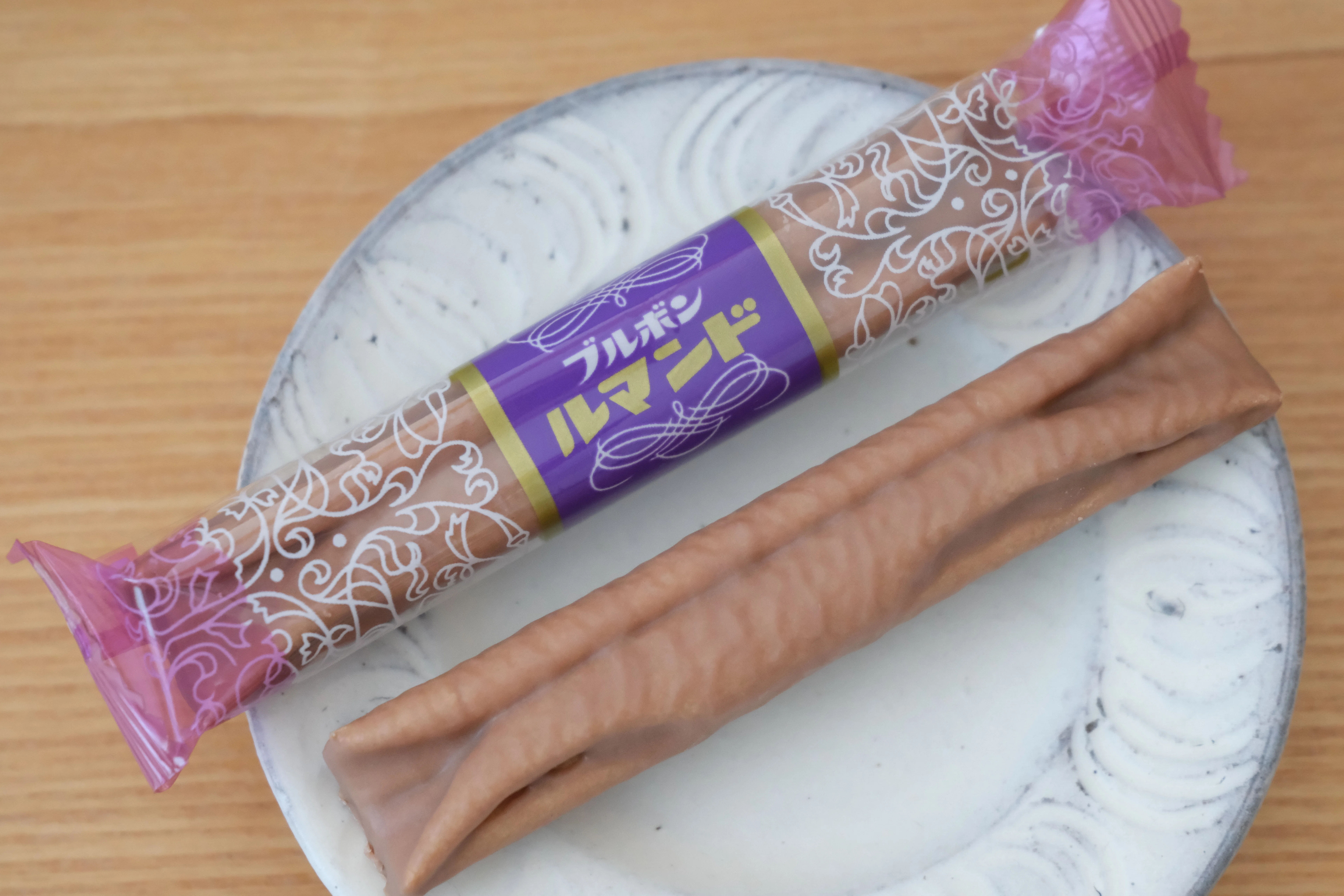 お菓子売り場の貴婦人「ルマンド」の美味しさに目覚める｜あをそめ.