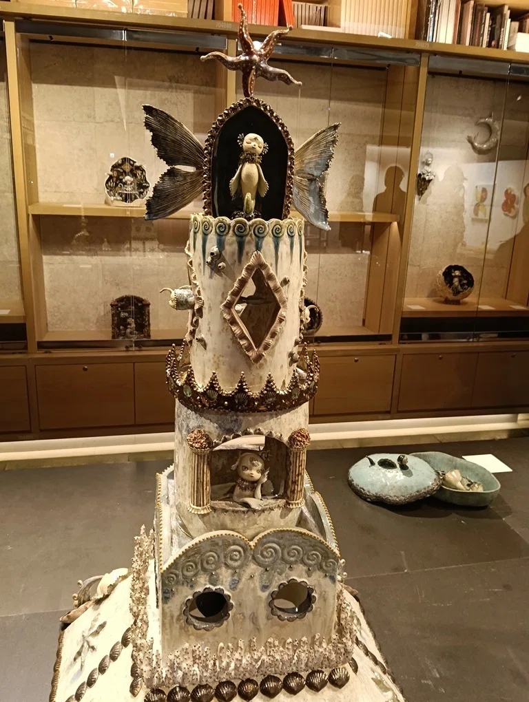 櫻井結祈子氏 作陶展『眠る記憶、海の底』を拝見してきました。｜doll
