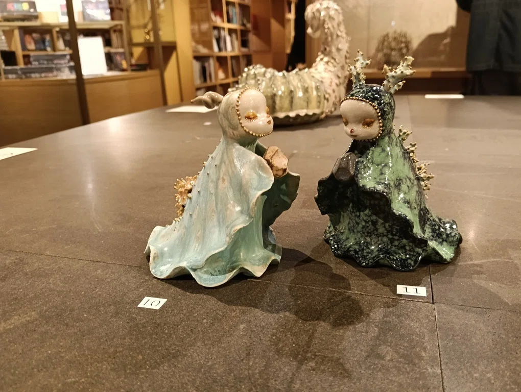 櫻井結祈子氏 作陶展『眠る記憶、海の底』を拝見してきました。｜doll
