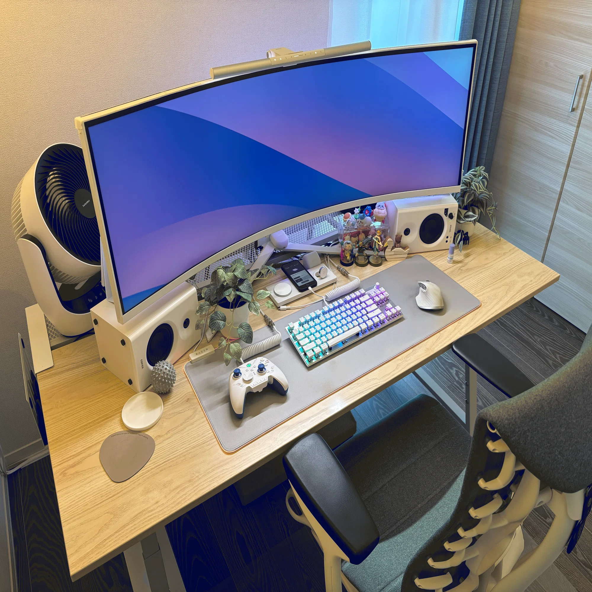 メモ] モニターライトは目の疲れに効くのか？BenQ ScreenBar Proを2