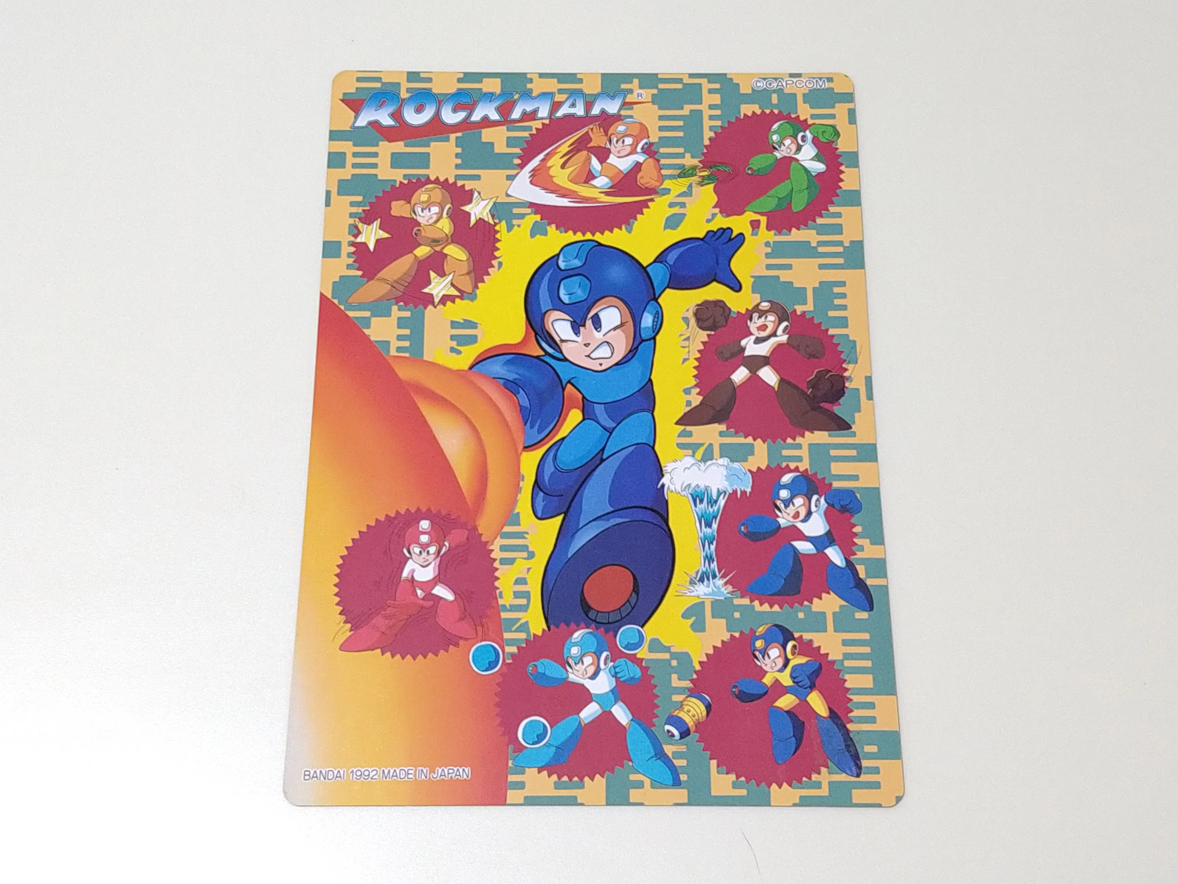 掌に収まらない迫力！『ロックマン』ジャンボカードダスの衝撃。｜天