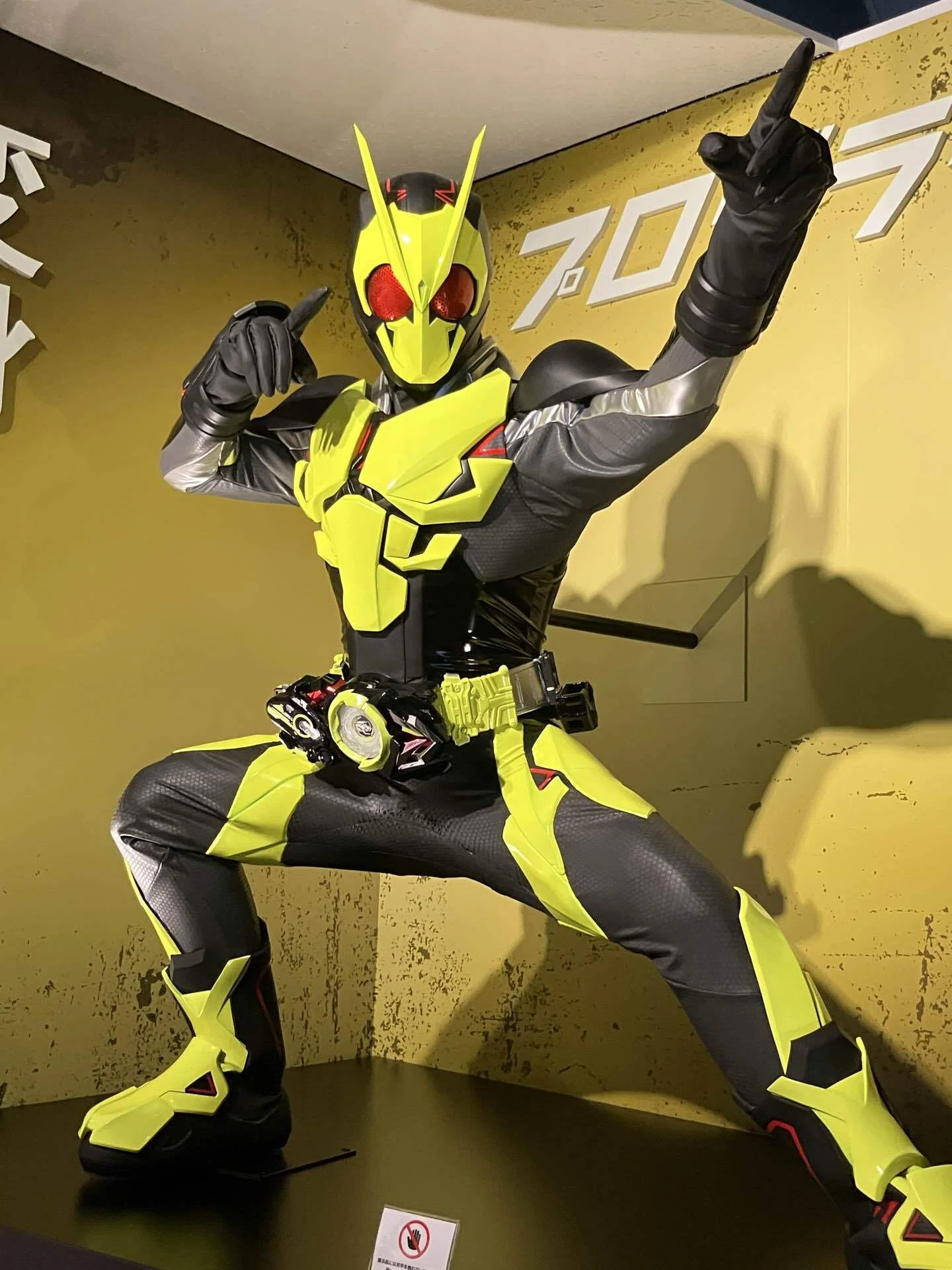仮面ライダー モデル石ノ森70thANNIVAER1000本限定2010年発売 石ノ森萬画館の歴代仮面ライダーの展示でテンション上がりすぎた｜toraco