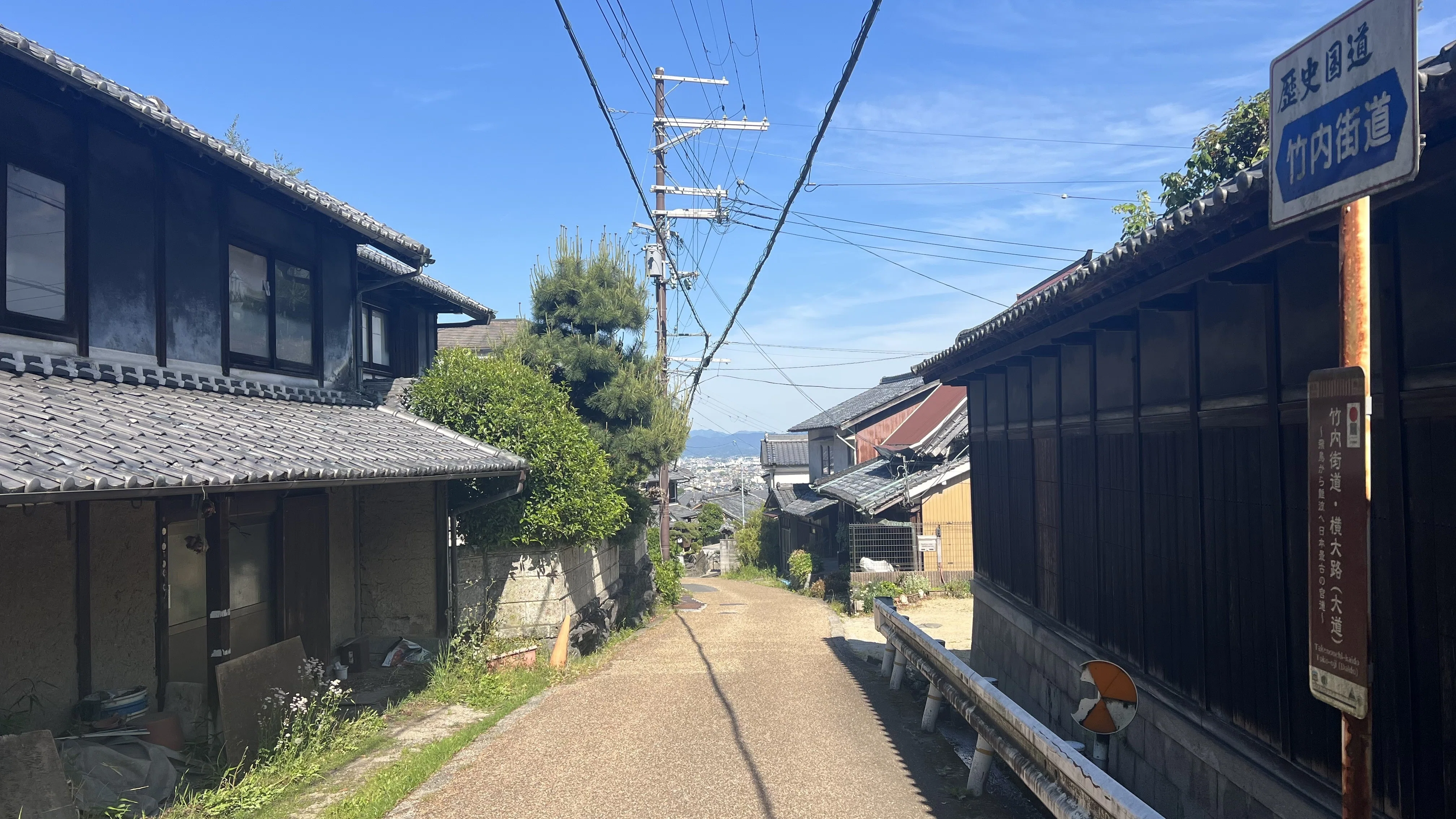 日本最古の官道】竹内街道26kmを歩いて気づいた、現代人が失った「感情