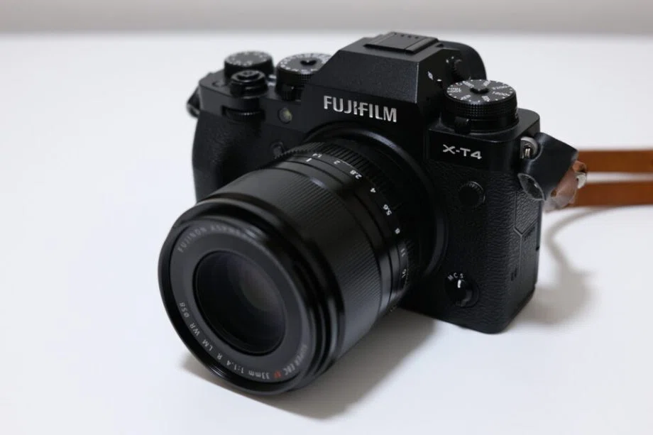 富士フイルム XF33mmF1.4 R LM WRをレビュー！静かで高速なAFが魅力の