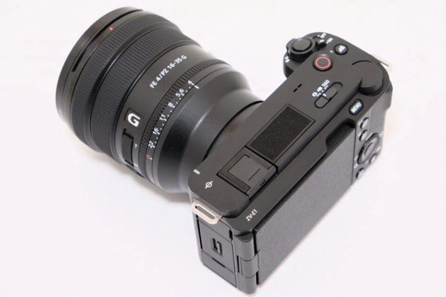 SONY ZV-E1購入レビュー！VLOGCAMとして最高峰だが高すぎる…？｜はるか