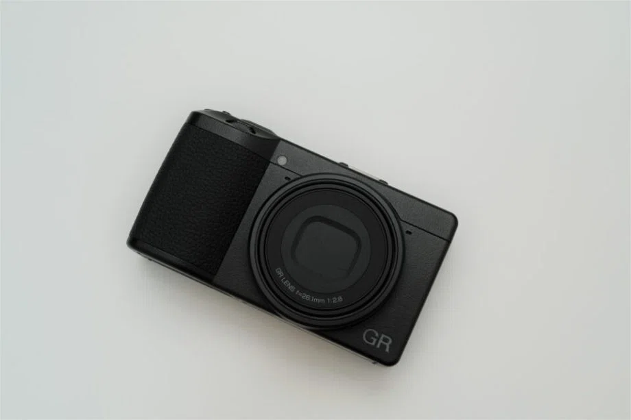 RICOH GRIIIx GR3x ブラック スナップシューター リコーGRIIIx（GR3x）レビュー！焦点距離40mmでより身近な存在となった