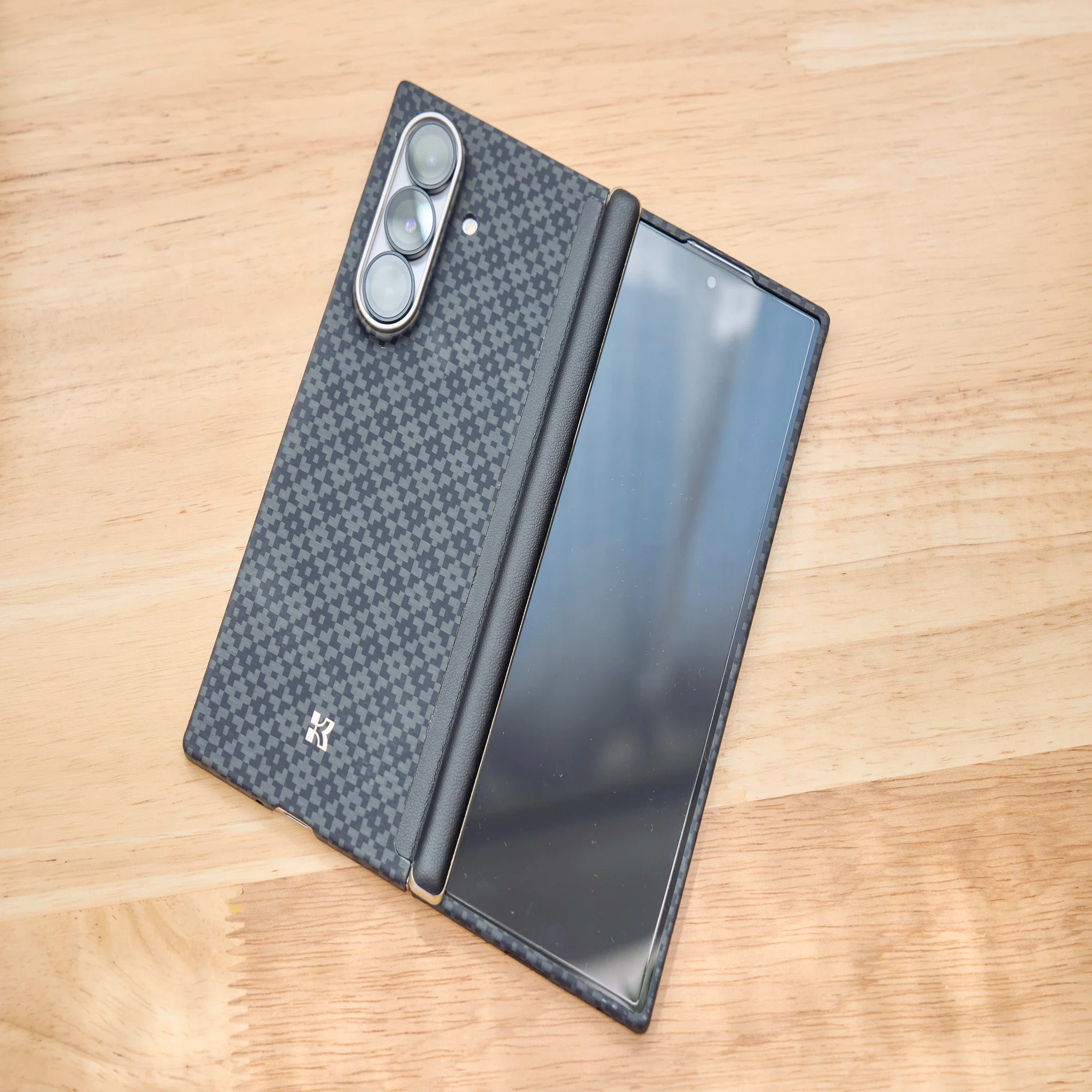 Galaxy Z Fold7のケース、価格を除けば「完成形」に出会った話｜Benks 
