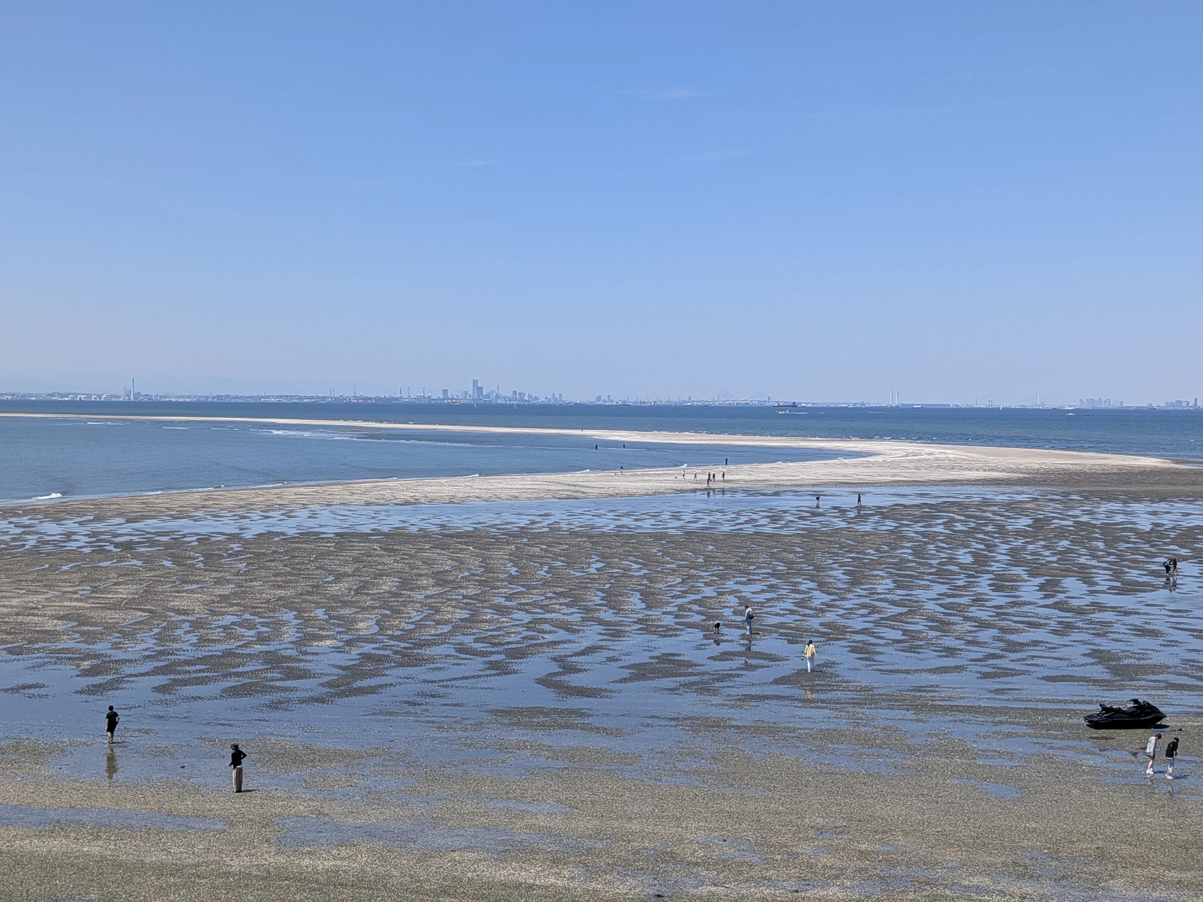 千葉県内車中泊の旅① ～ 干潮時の富津岬（東京湾）に出現する貝殻島