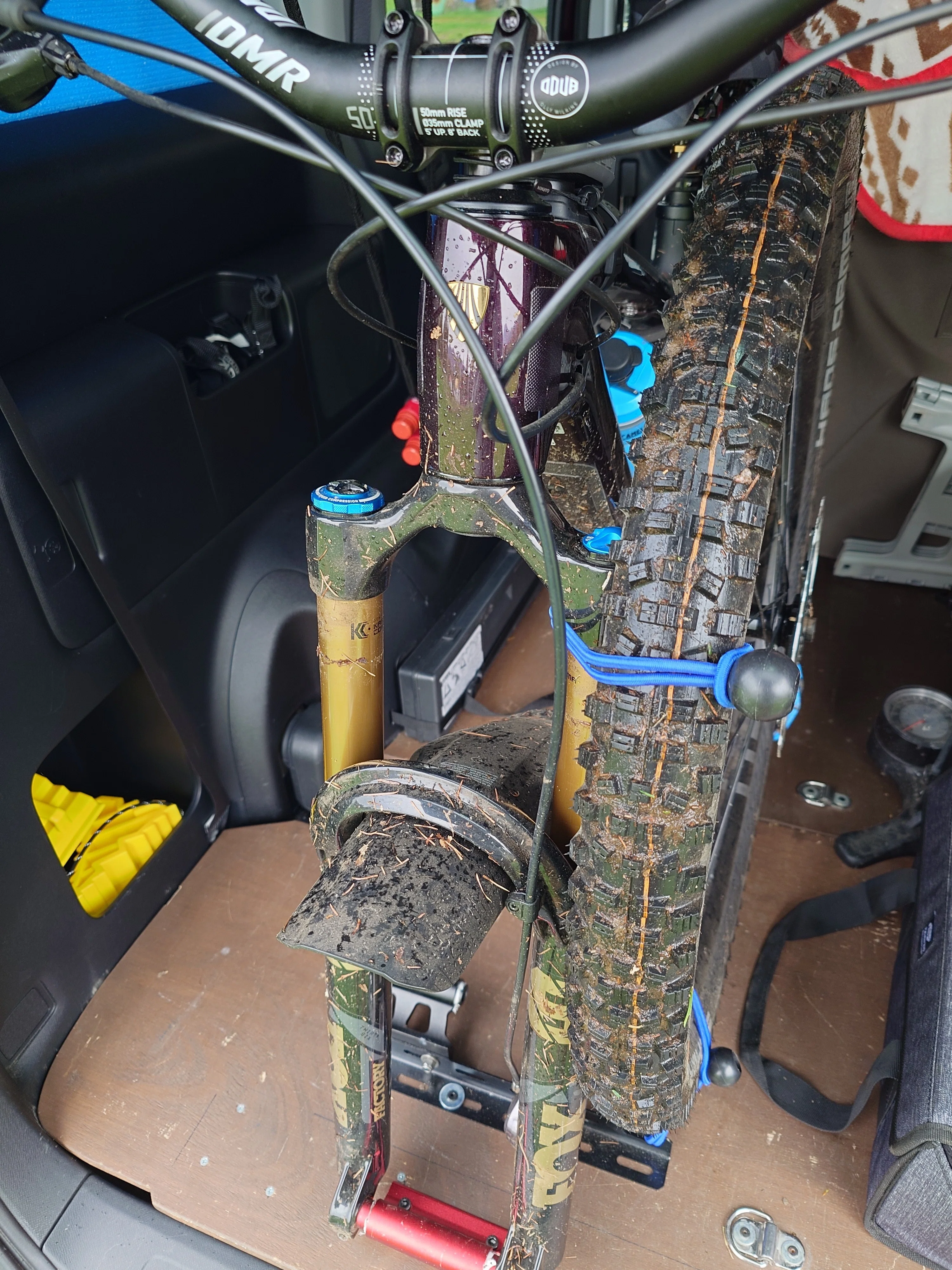 初フルサスMTB、Fuelのもろもろ。｜えすないん