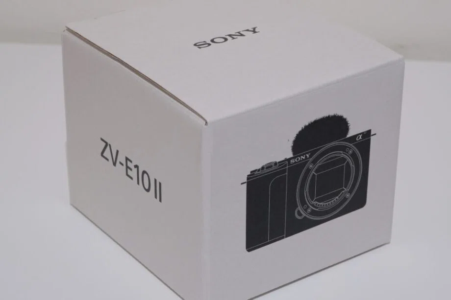 ソニー「VLOGCAM ZV-E10 II」レビュー！動画も写真もこなせる小型