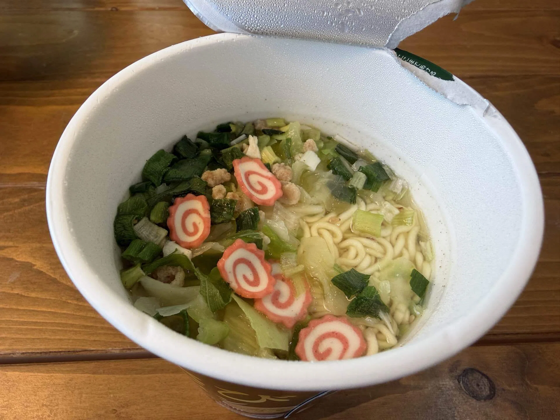 正直レビュー】セコマ 山わさび塩ラーメン食べてみた｜fast_seal